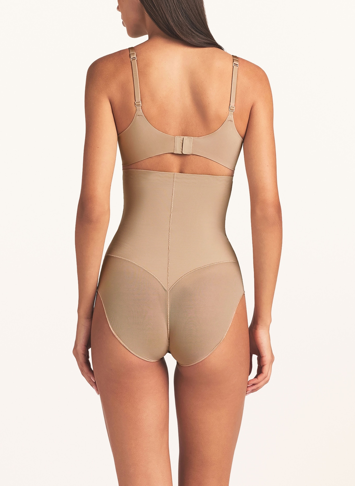 SKIMS Shape-shorts POWER MESH: CLAY