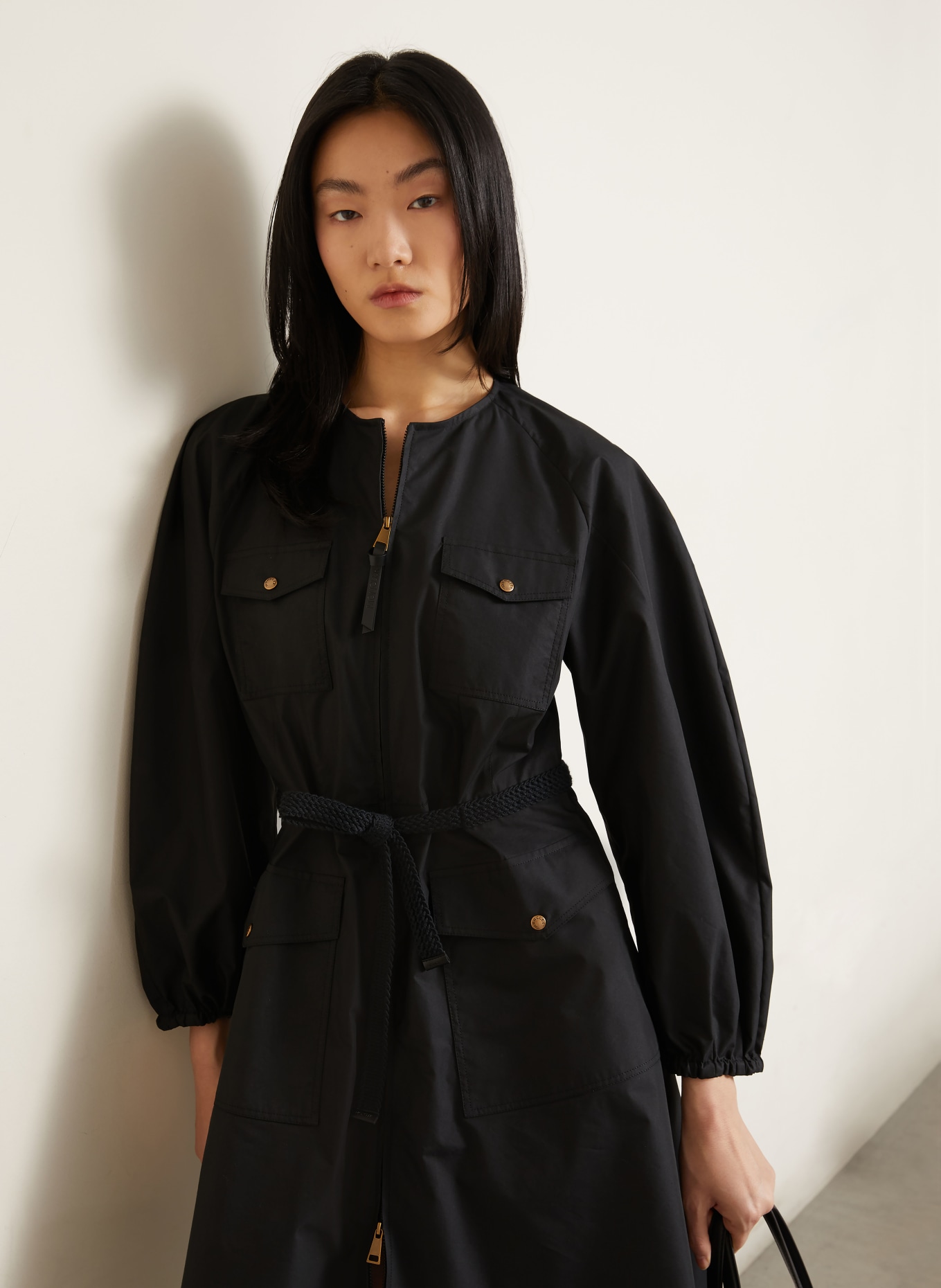 MONCLER robe: NOIR