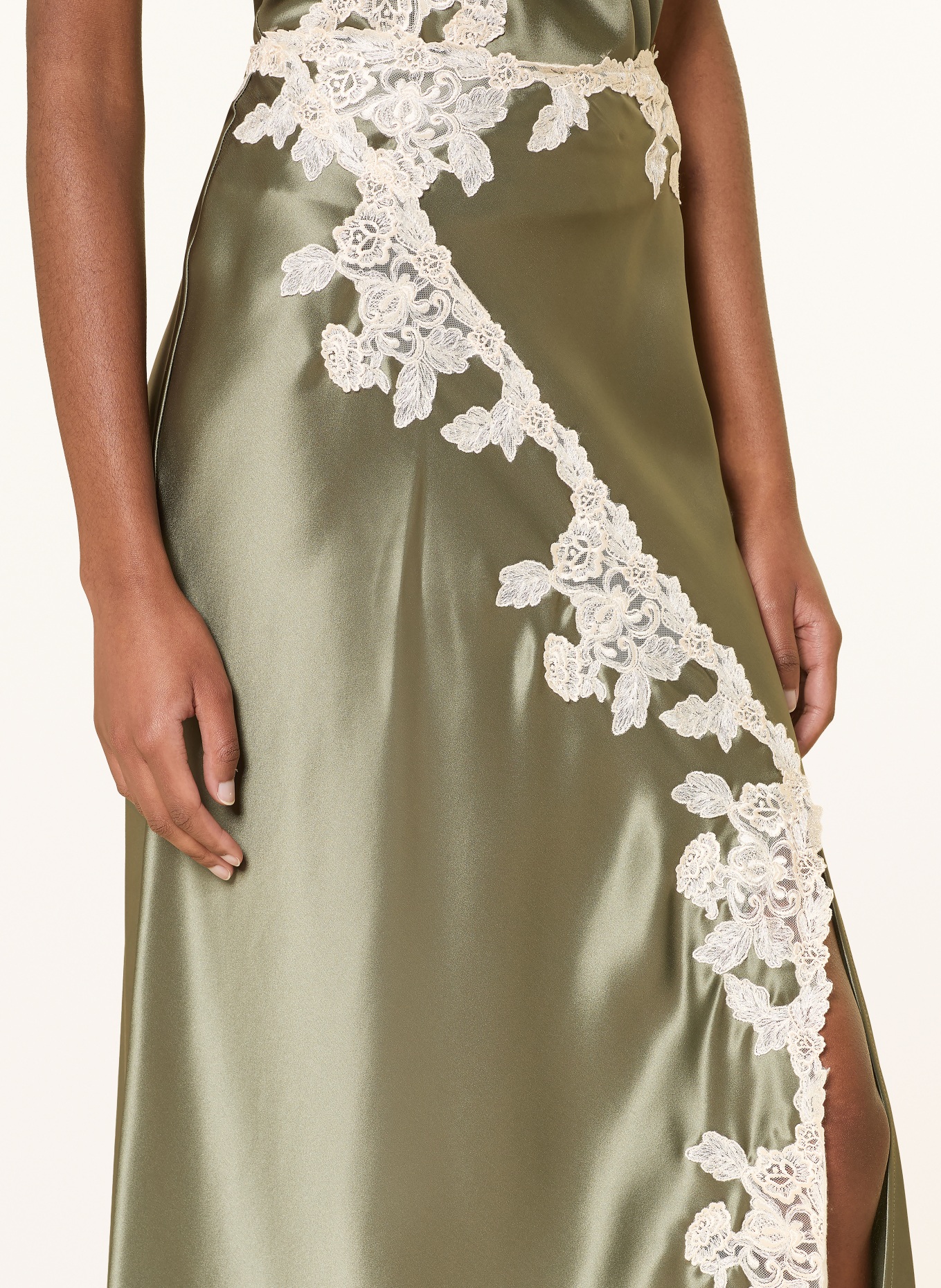 BY MALENE BIRGER Satinrock ERIKA mit Spitze: KHAKI / CREME