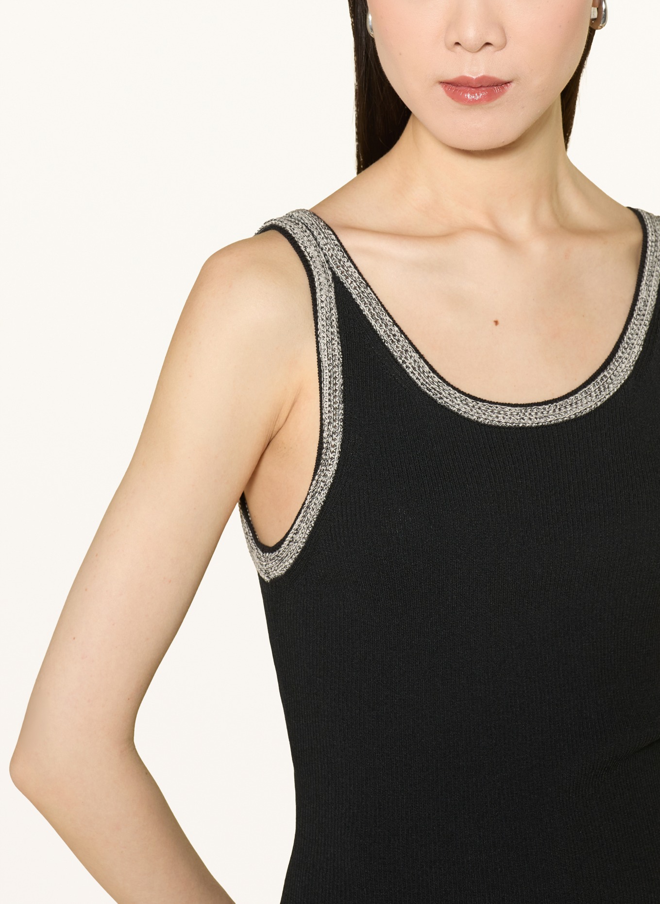comma Stricktop: SCHWARZ / WEISS