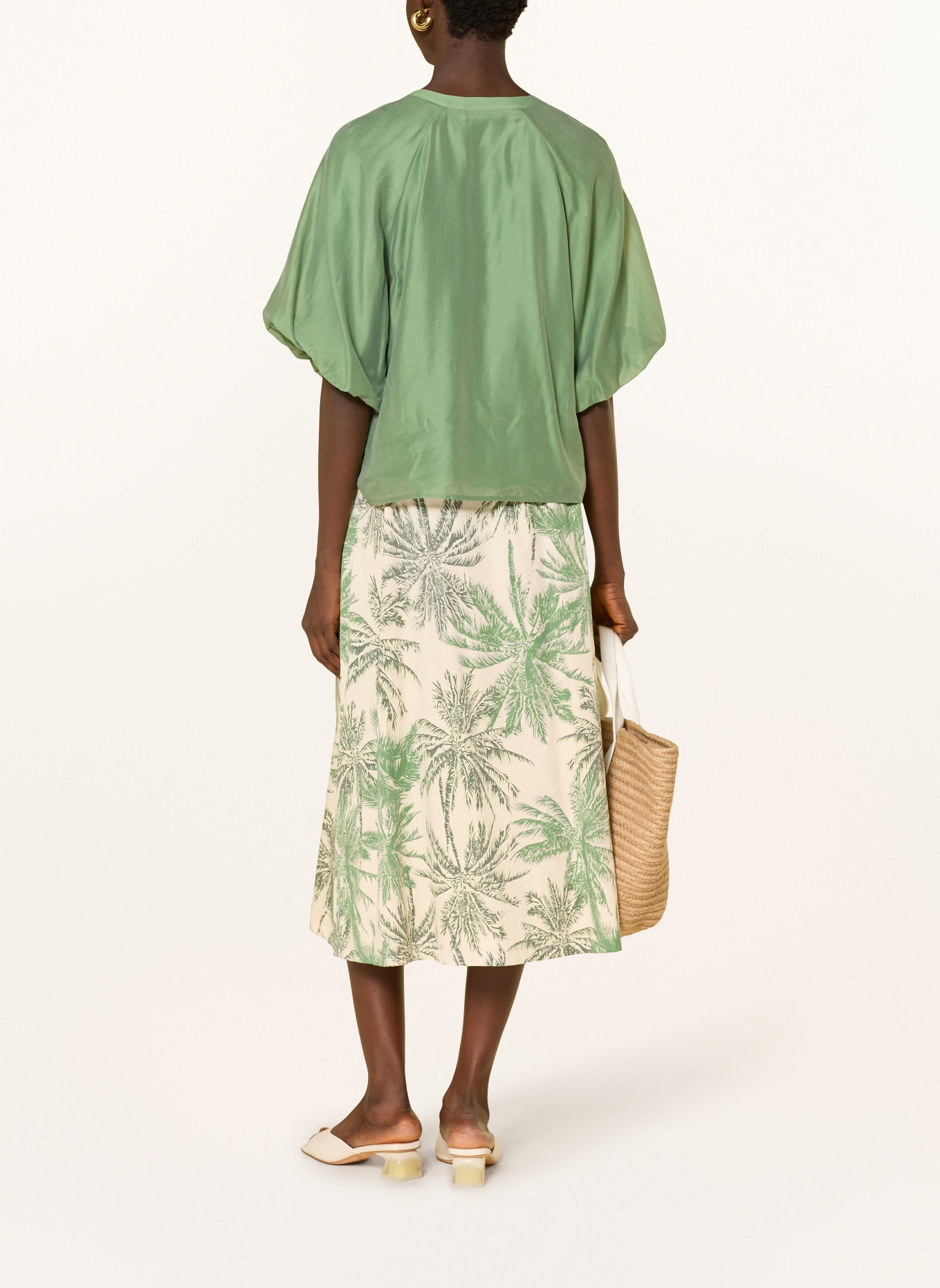 s.Oliver BLACK LABEL blůza: ZELENÁ