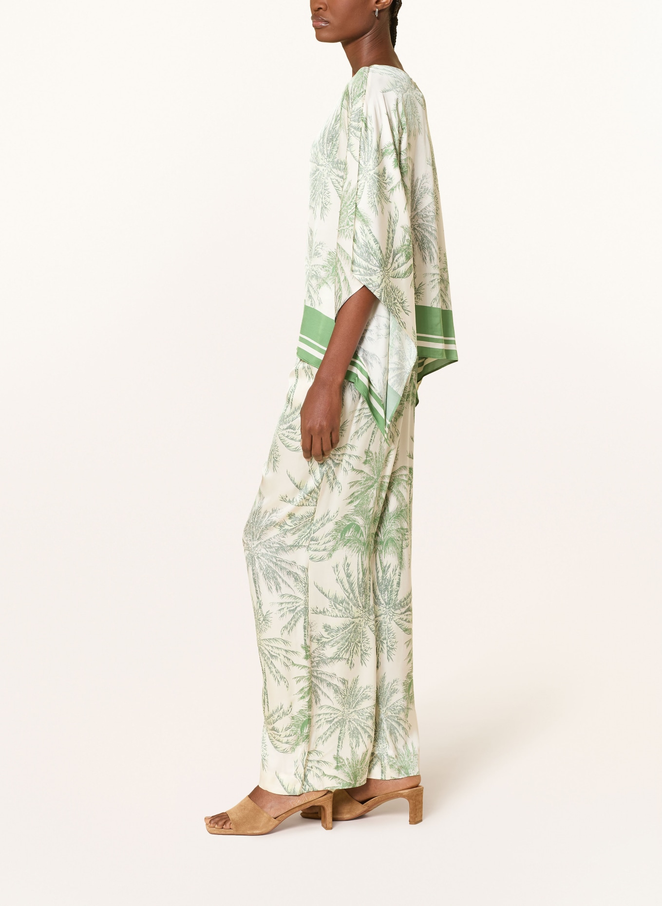 s.Oliver BLACK LABEL Marlenehose aus Satin: GRÜN / CREME / DUNKELGRÜN