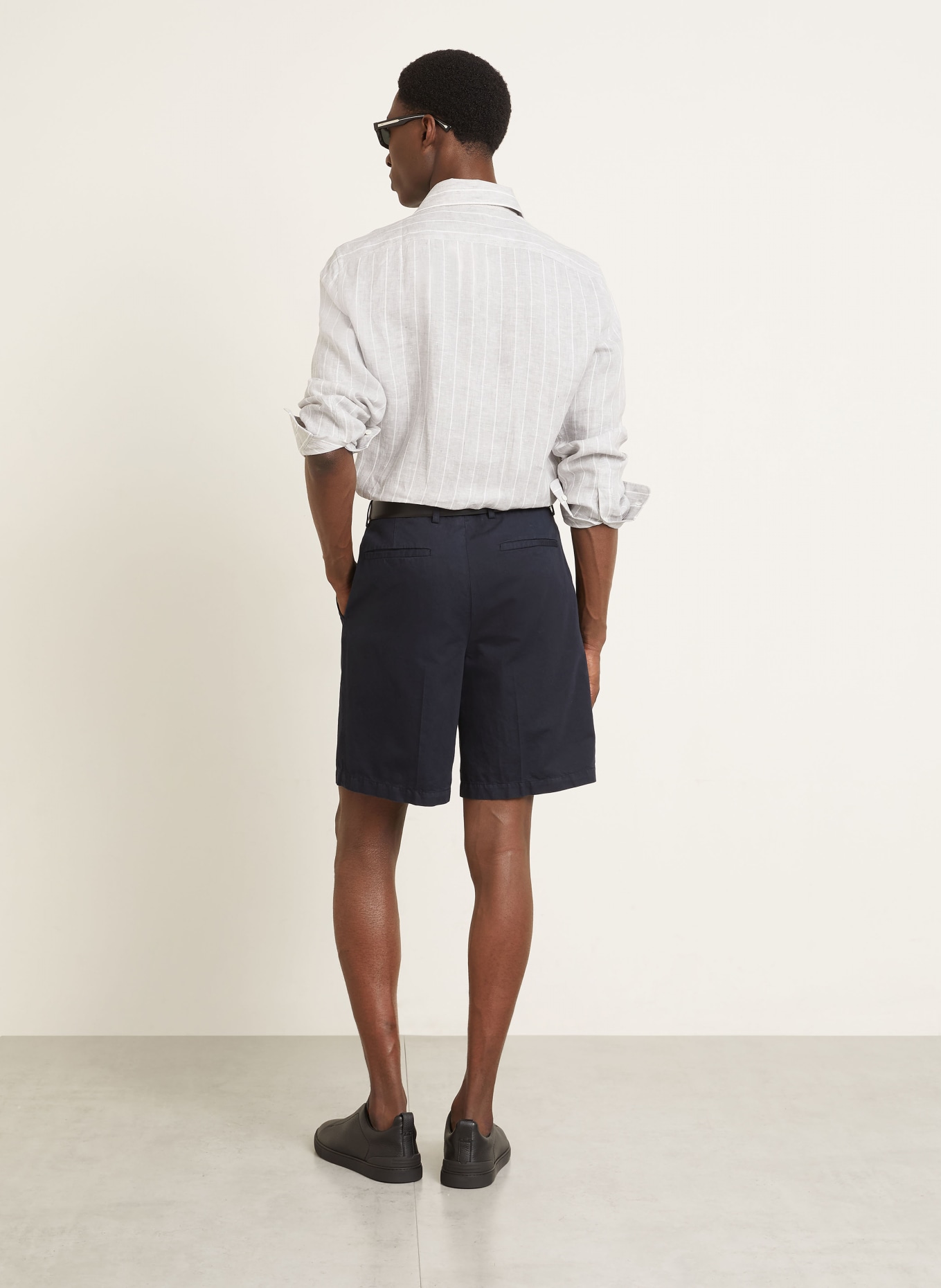ZEGNA Linen shorts: DARK BLUE