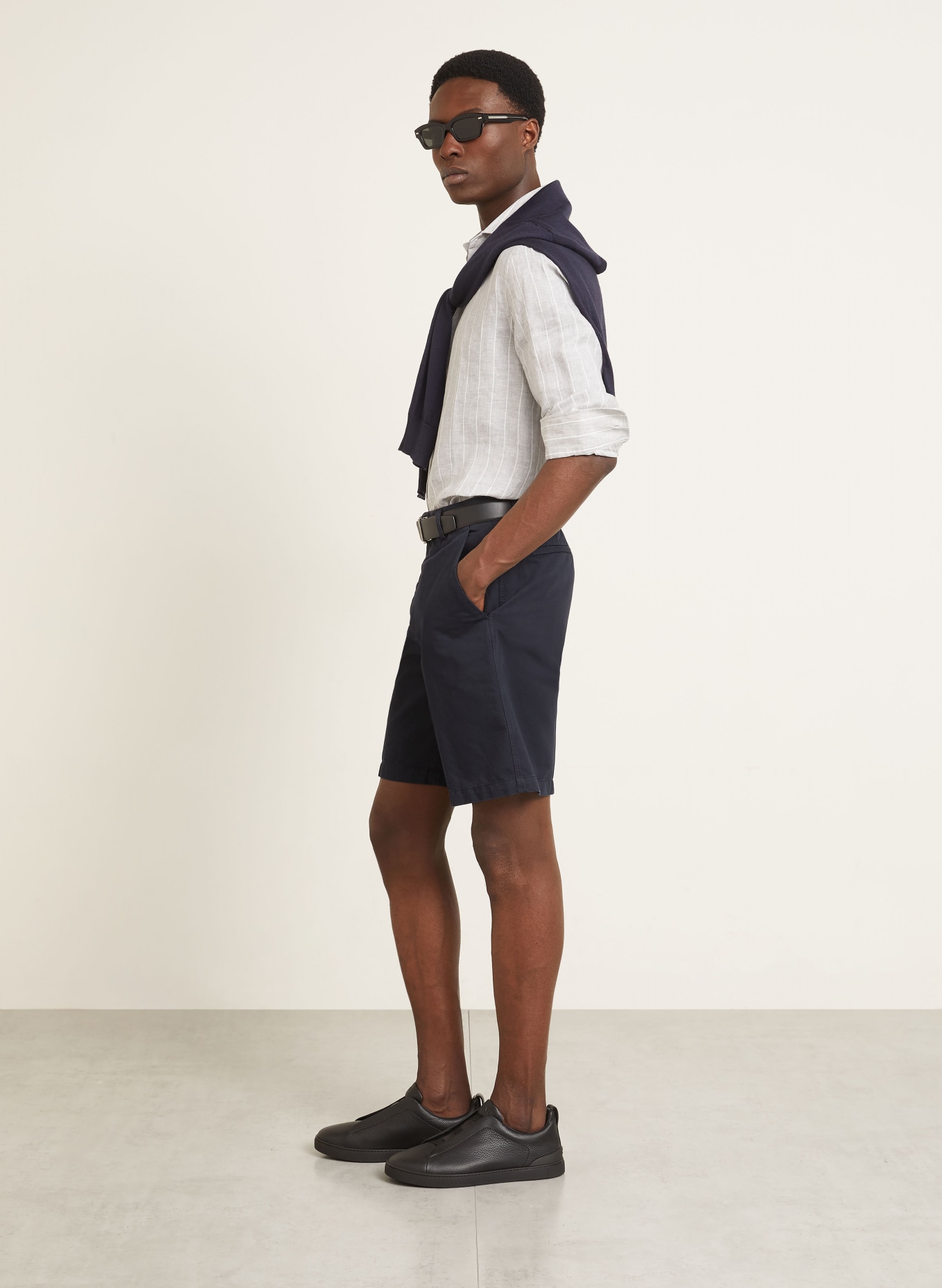 ZEGNA Linen shorts: DARK BLUE