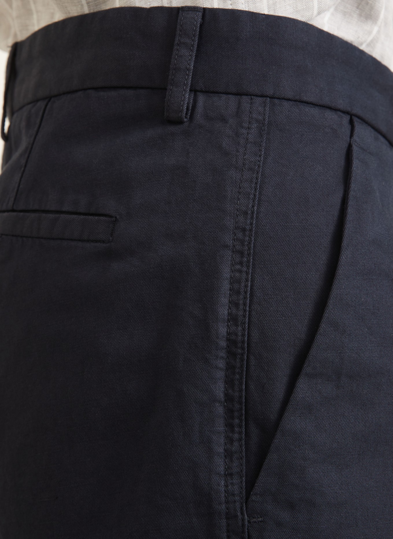 ZEGNA Linen shorts: DARK BLUE