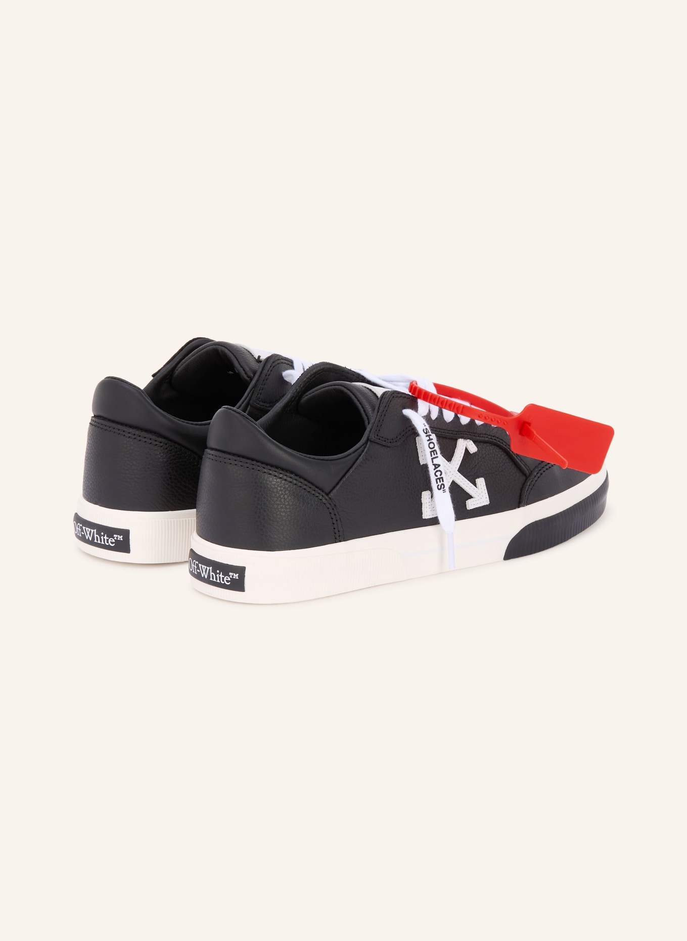 Off-White Sneaker VULC: ZWART
