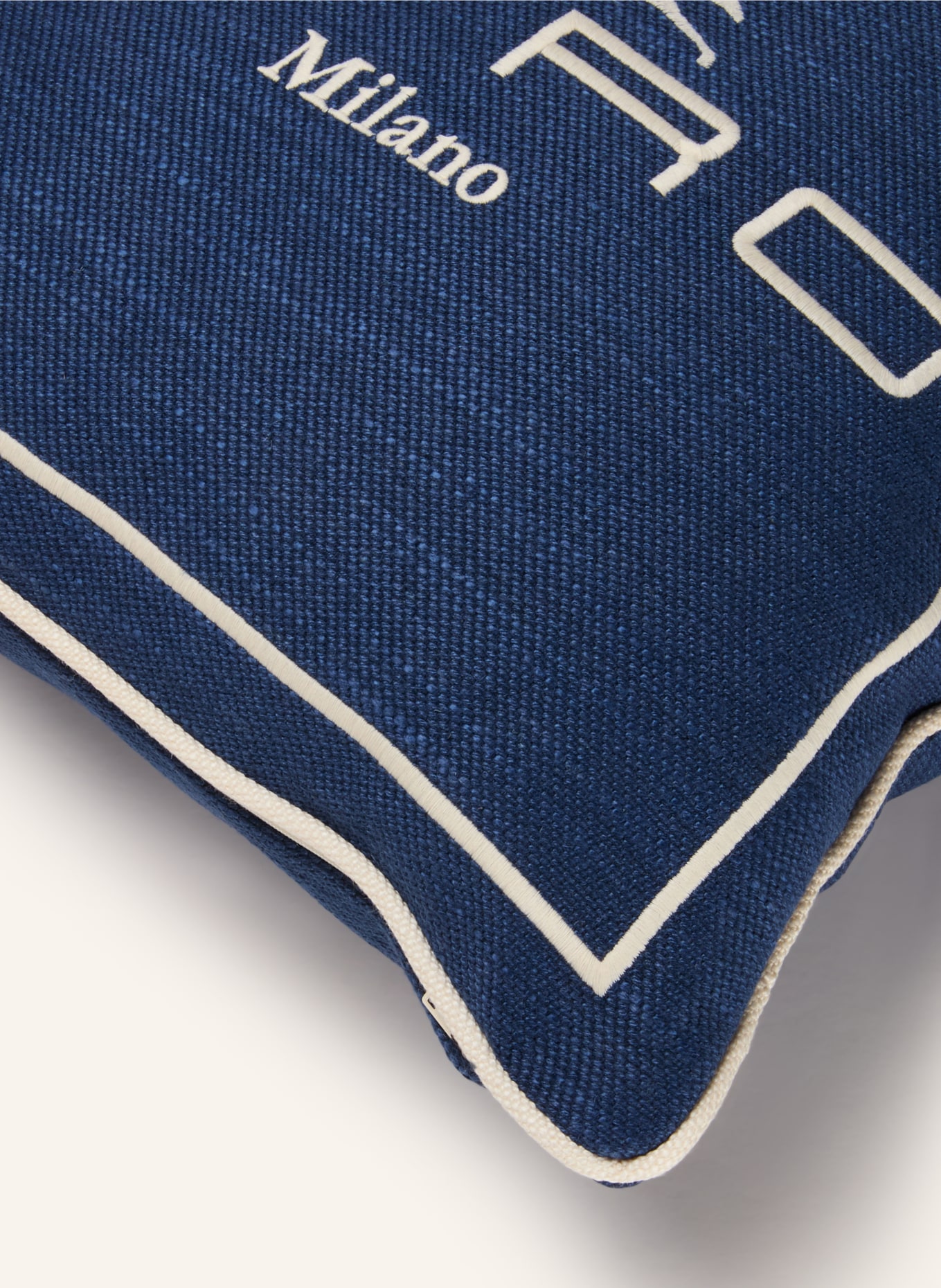 ETRO Home Sierkussens: DONKERBLAUW / CRÈME