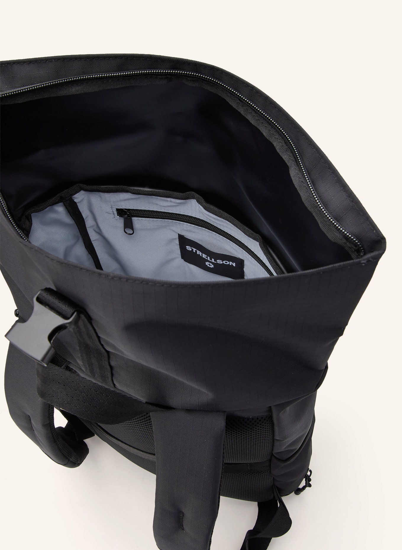 STRELLSON Rucksack NEW HAM EDDIE mit Laptop-Fach: SCHWARZ