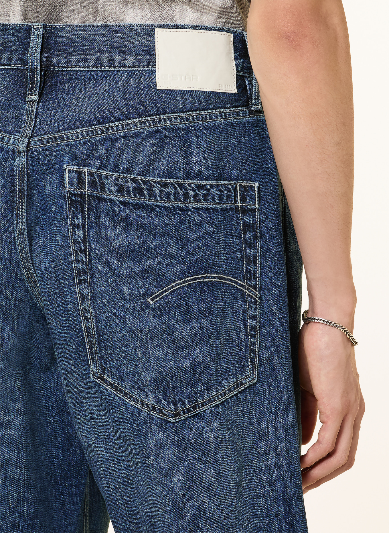 G-Star Jeansshorts DEEGGIE: J084 worn in watercurrent