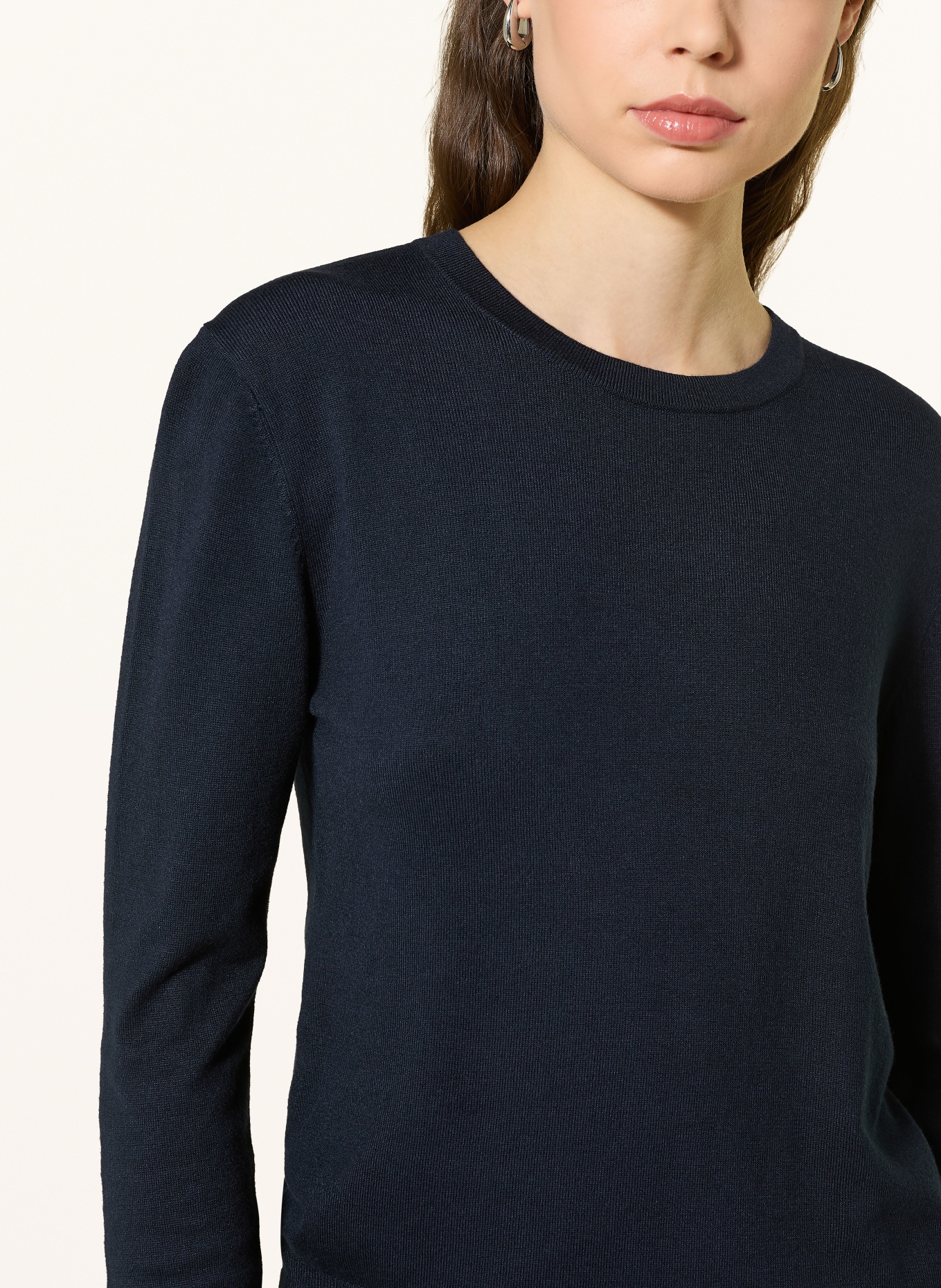 darling harbour sweater: NAVY