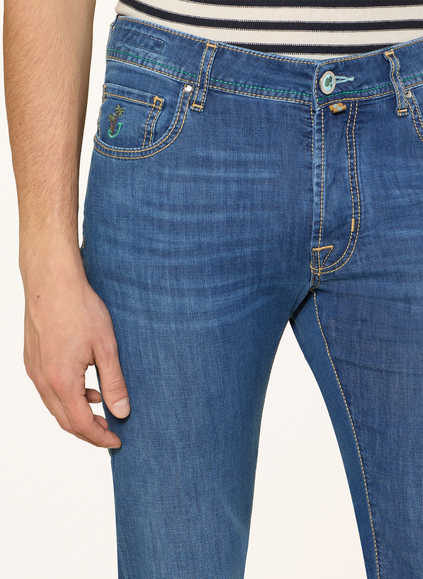 JACOB COHEN BARD Slim Fit Jeans: 200D MEDIUM BLUE