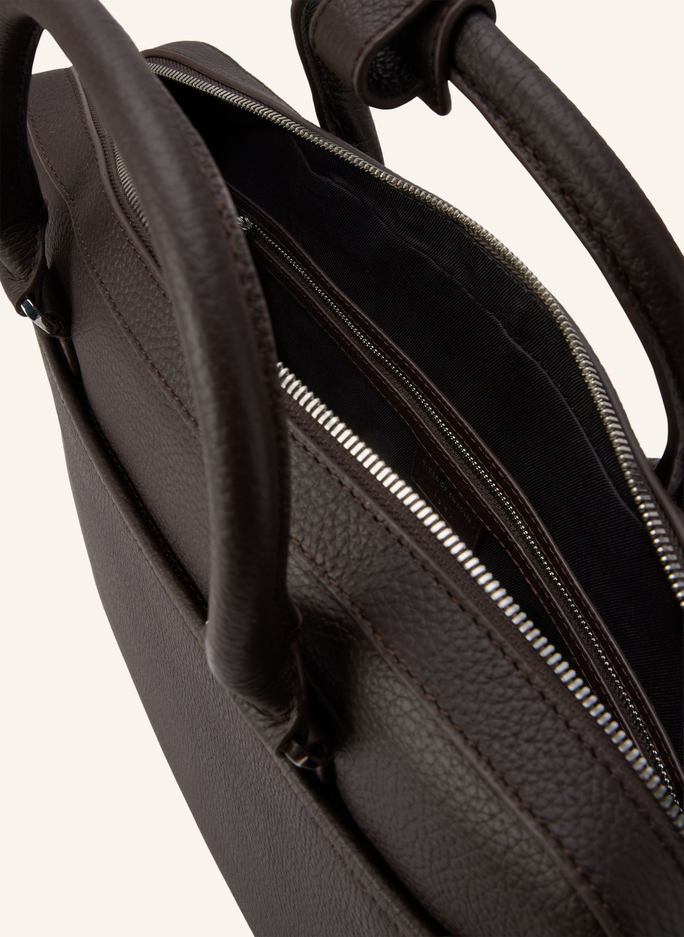 TIGER OF SWEDEN Laptoptas: MARRON FONCÉ