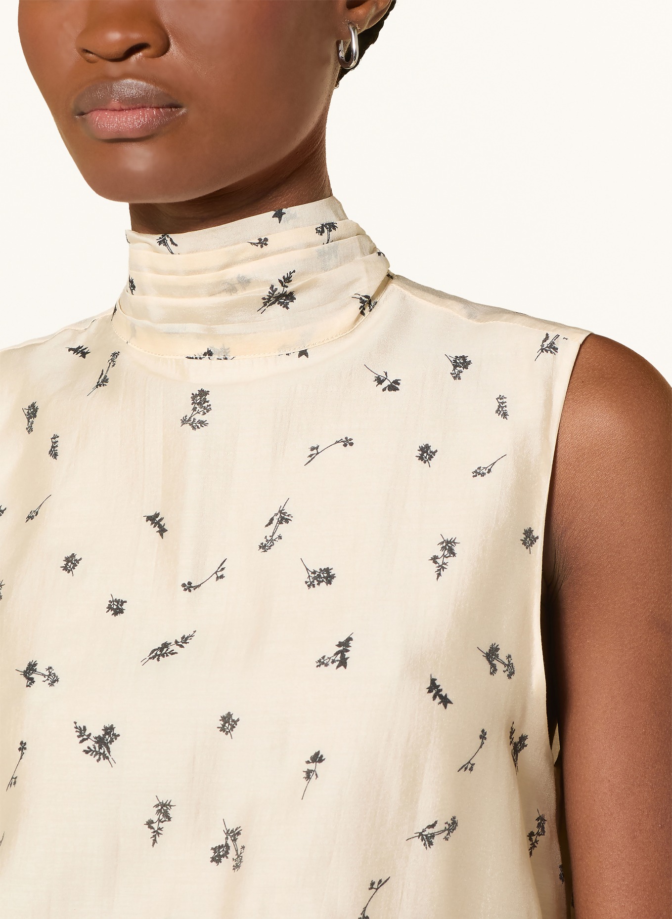 SELECTED Femme Blouse top with bow tie: LIGHT YELLOW / BLACK