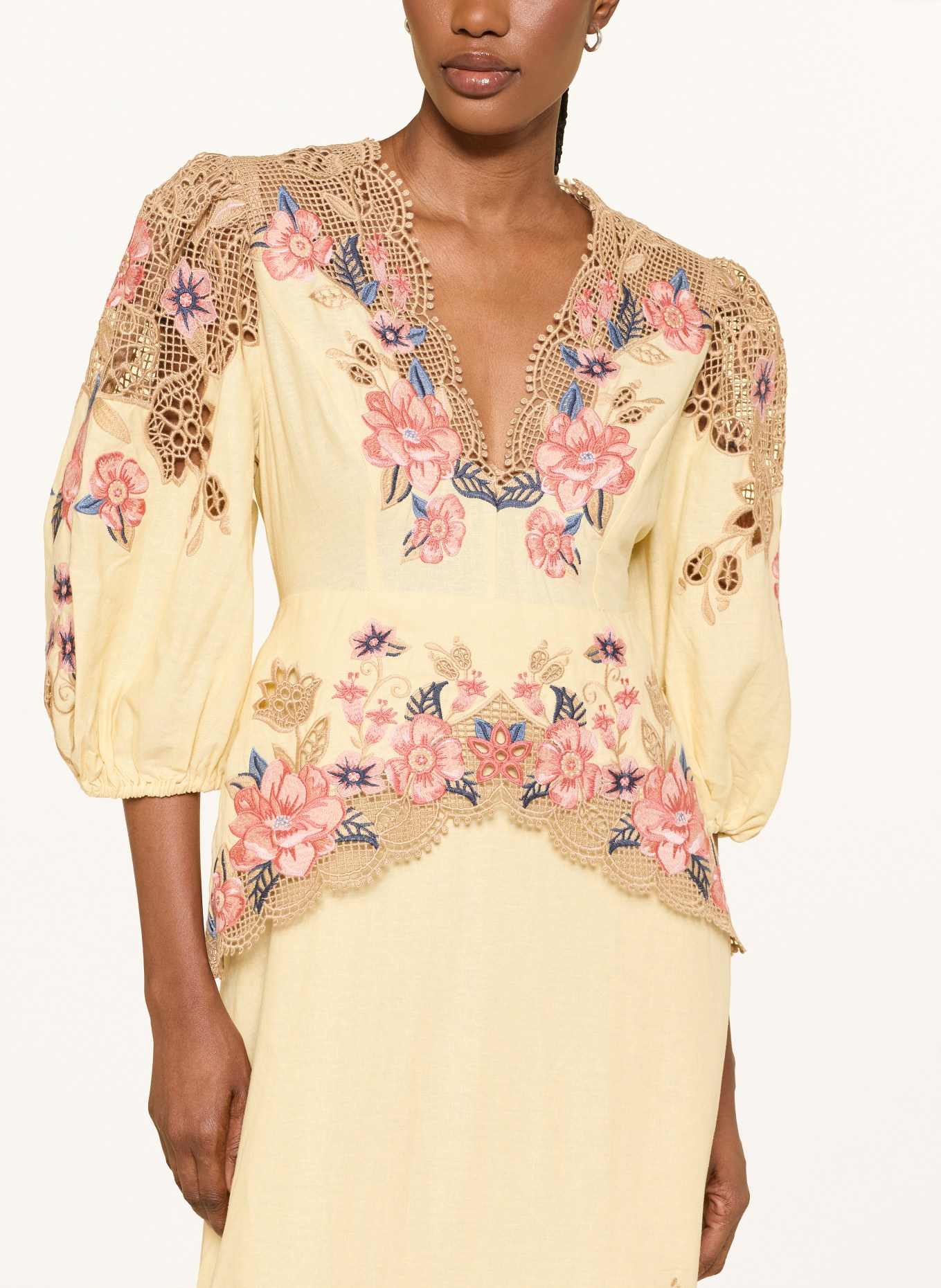 FARM RIO Kleid mit Leinen und Lochspitze: CREME / HELLROT / DUNKELBLAU