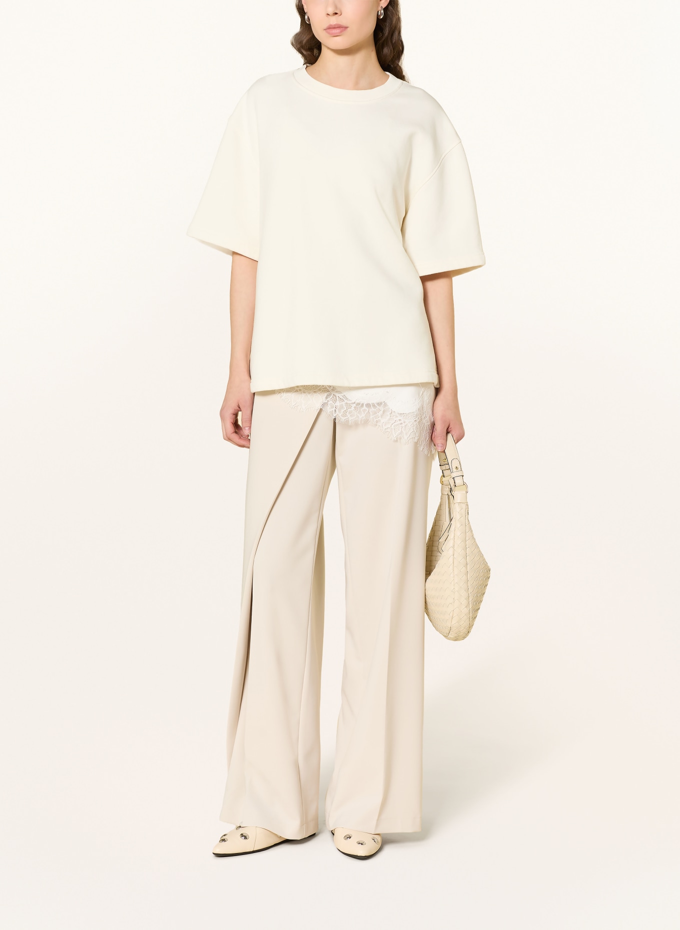 Rich & Royal Sweatshirt: CREME