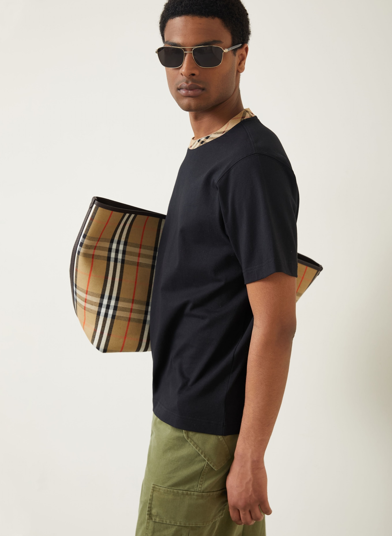 BURBERRY T-Shirt RYAN: SCHWARZ / BEIGE / ROT