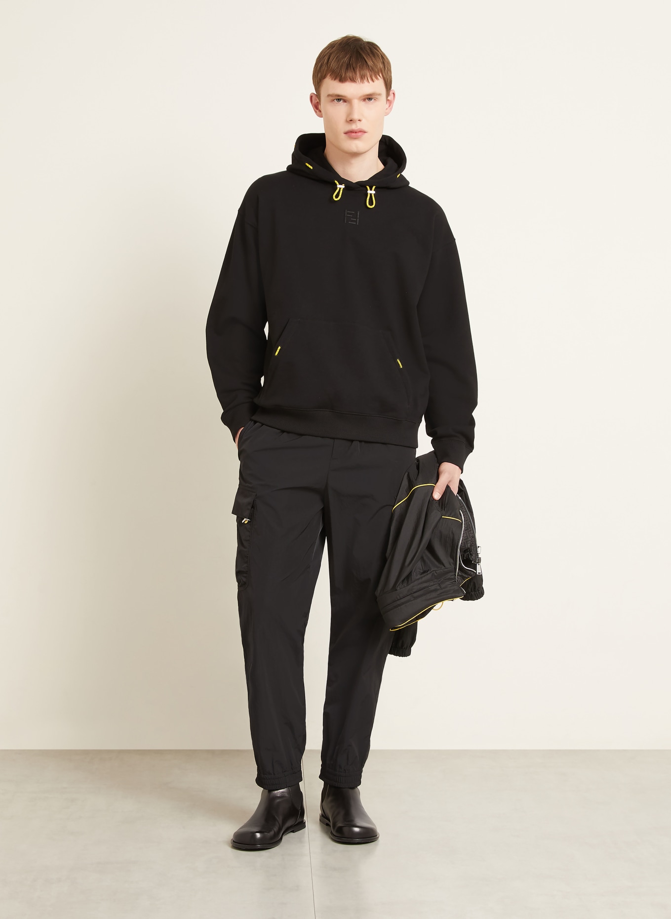 FENDI Hoodie: SCHWARZ / NEONGELB