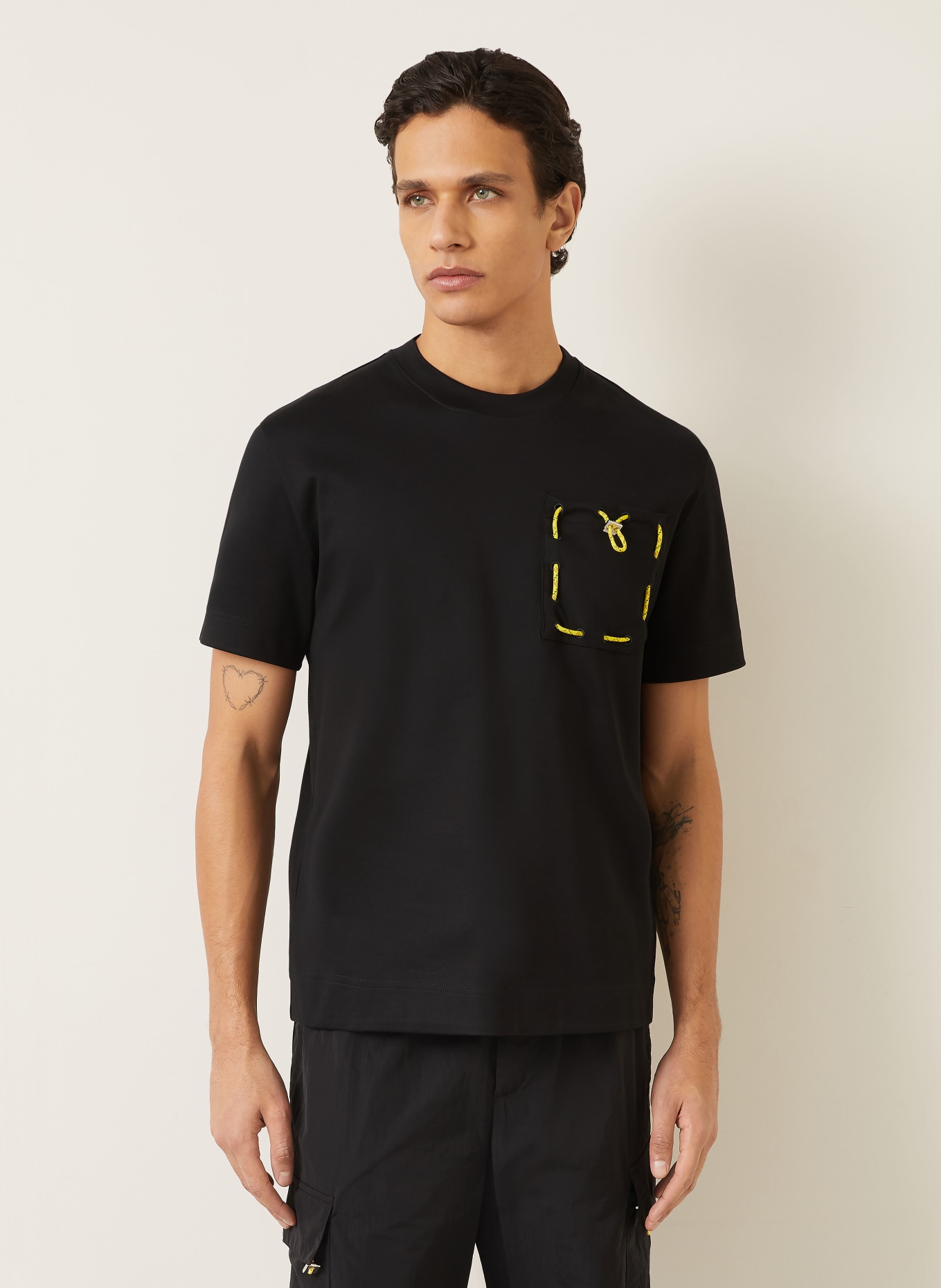 FENDI T-shirt: ZWART