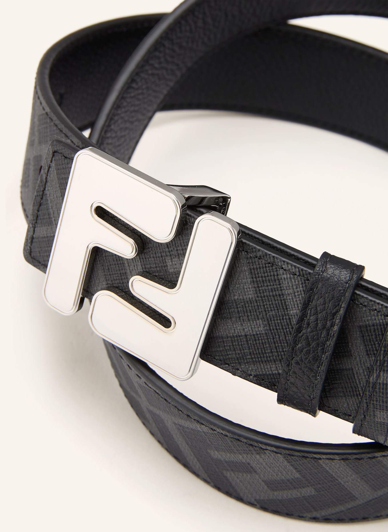 FENDI Ceinture en cuir FF SQUARED réversible: NOIR / ARGENT / GRIS FONCÉ