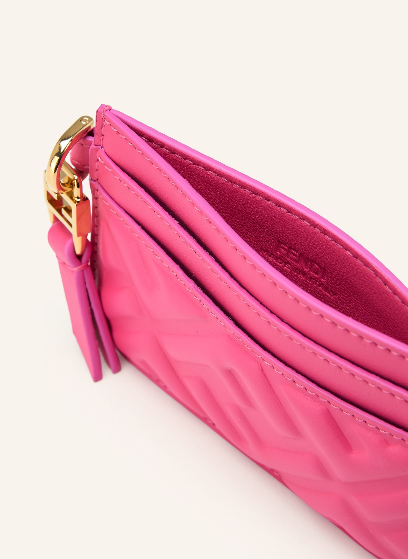 FENDI Étui à cartes BAGUETTE: ROSE FUCHSIA / OR