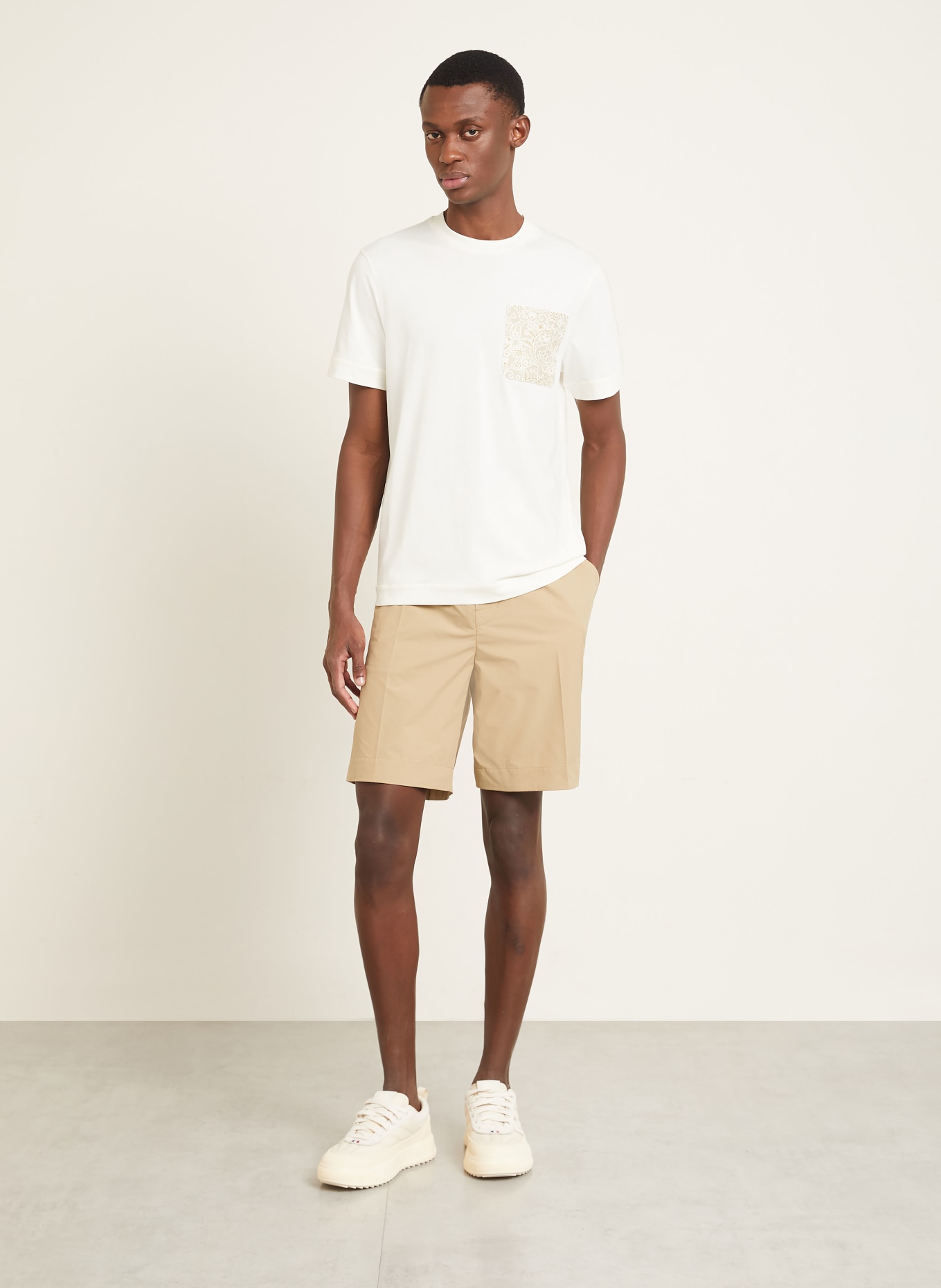 MONCLER T-Shirt: CREME