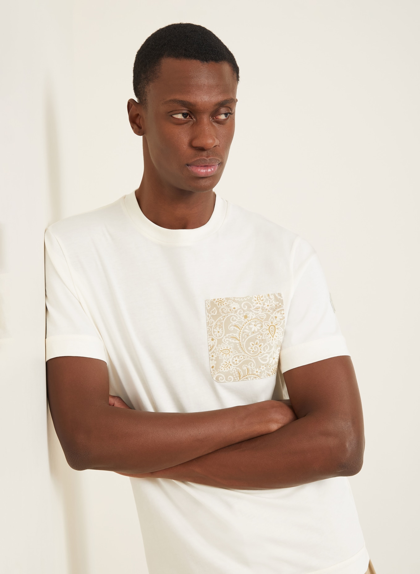 MONCLER T-Shirt: CREME
