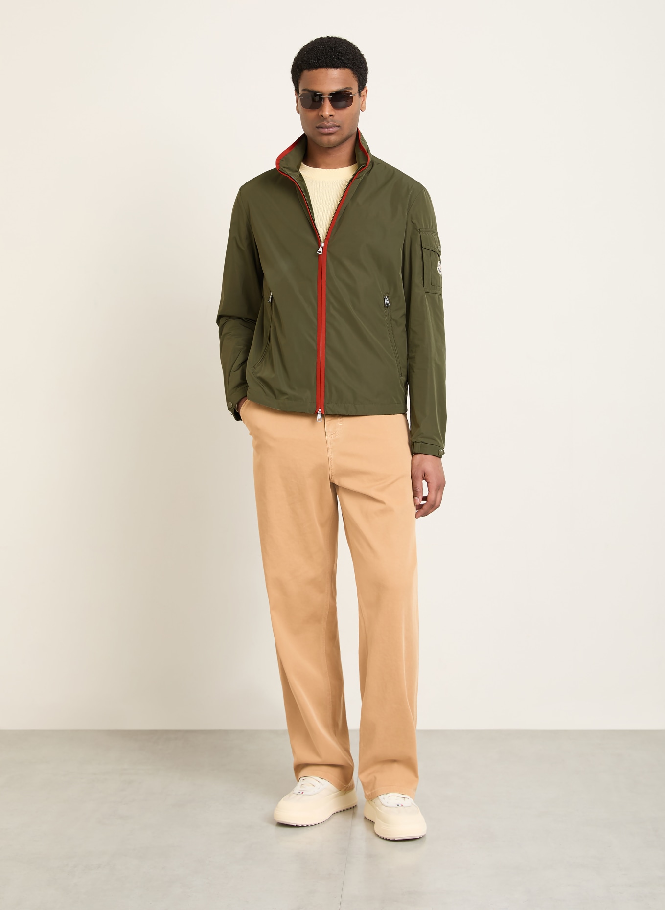 MONCLER Veste SAYAN: OLIVE / ORANGE FONCÉ