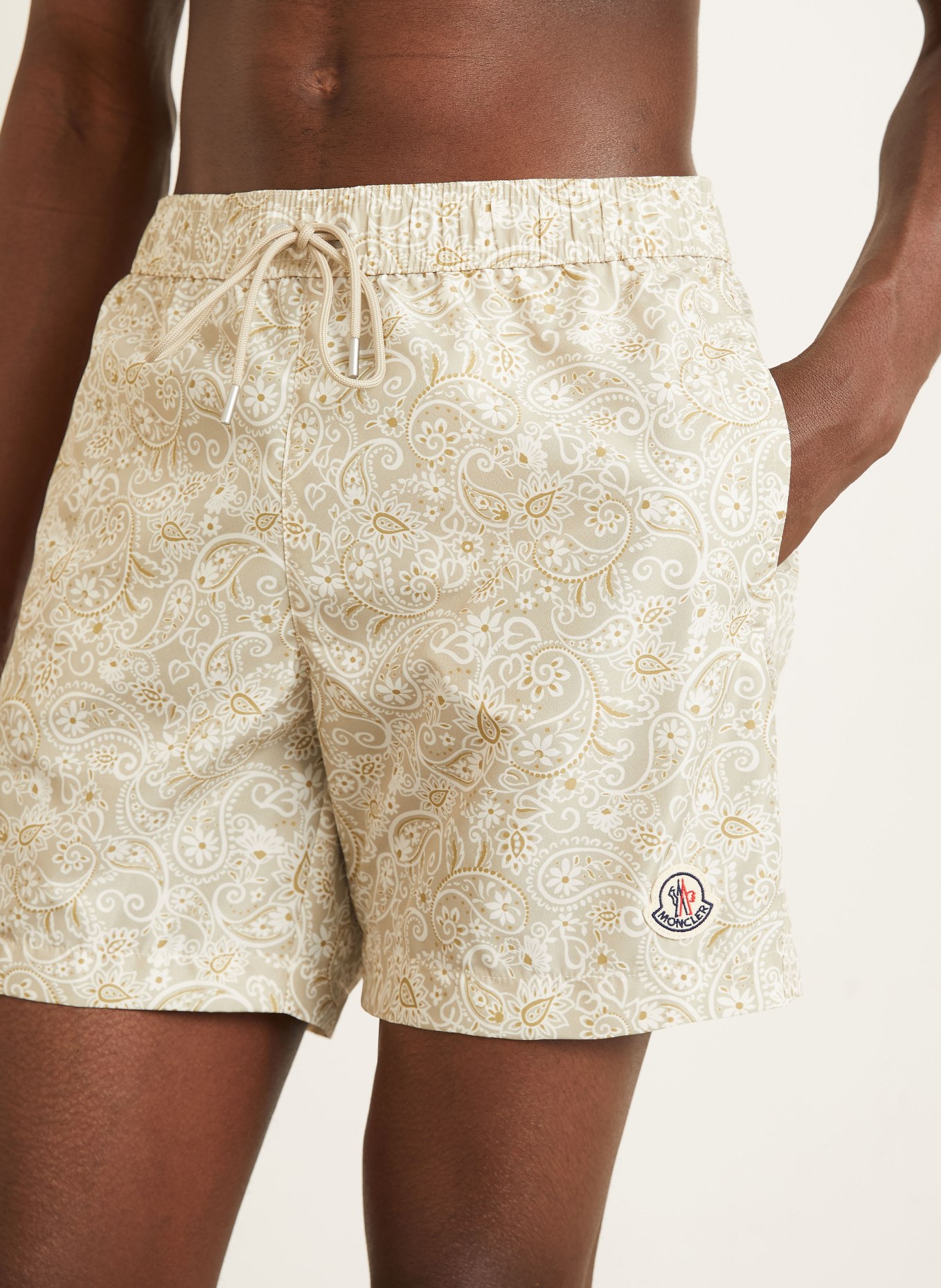 MONCLER szorty kąpielowe: KREMOWY / JASNOZIELONY