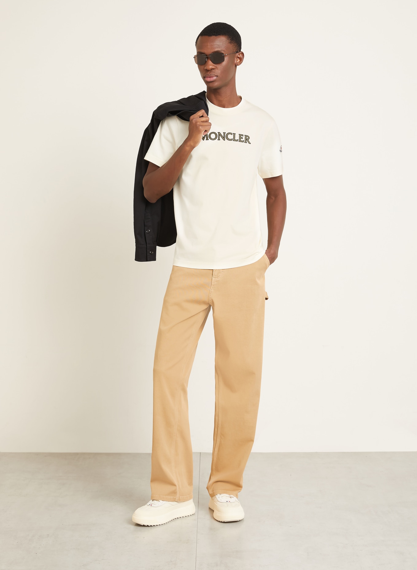 MONCLER T-Shirt: CREME