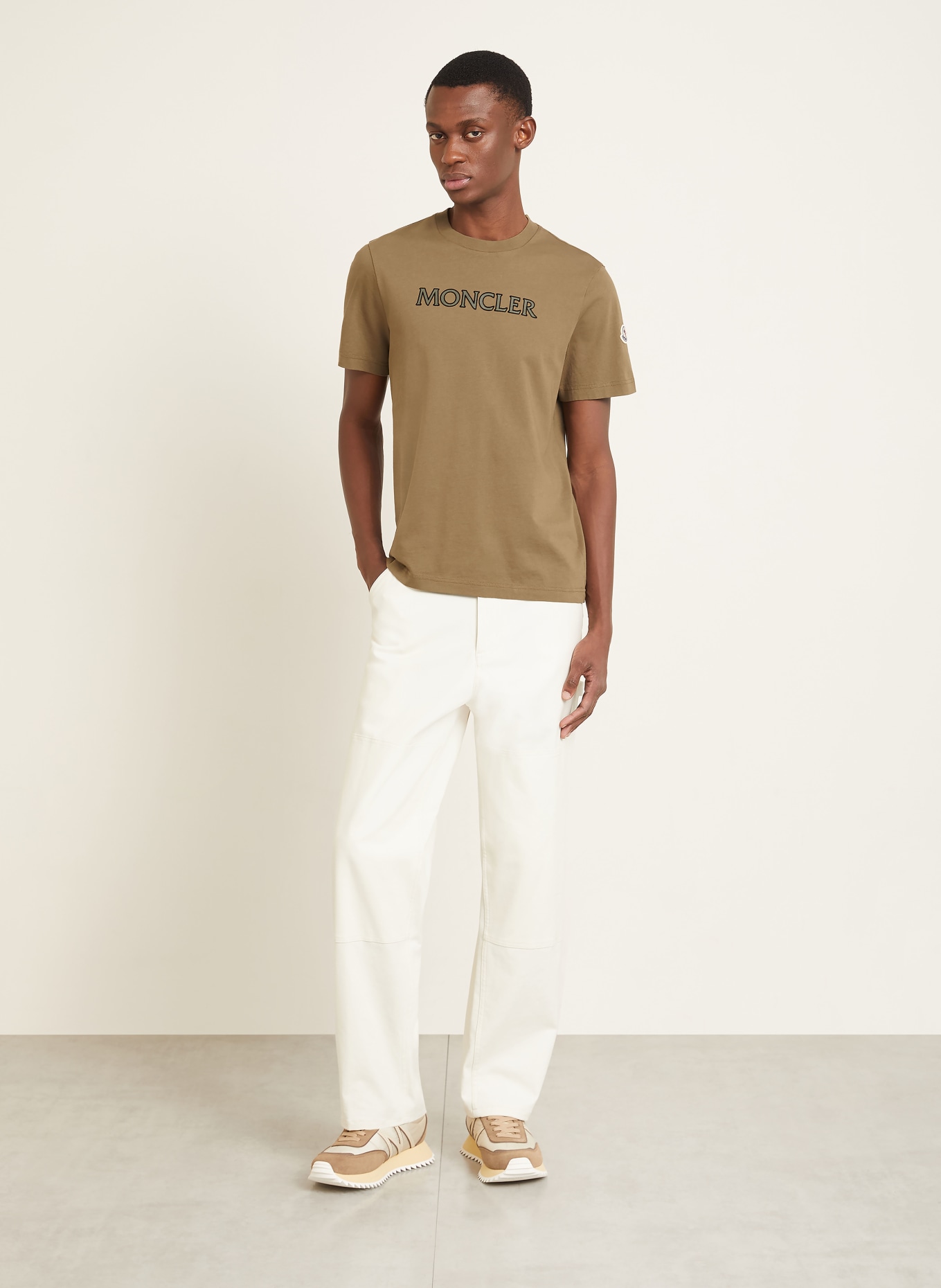 MONCLER T-Shirt: KHAKI