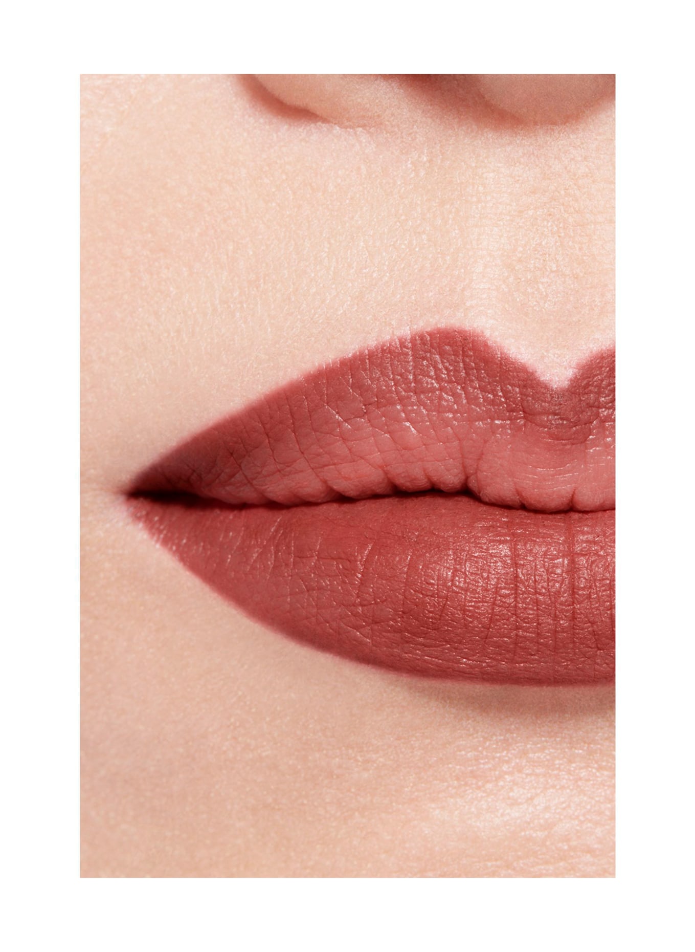 CHANEL LE CRAYON À LÈVRES: 216 BRUN SIENNE