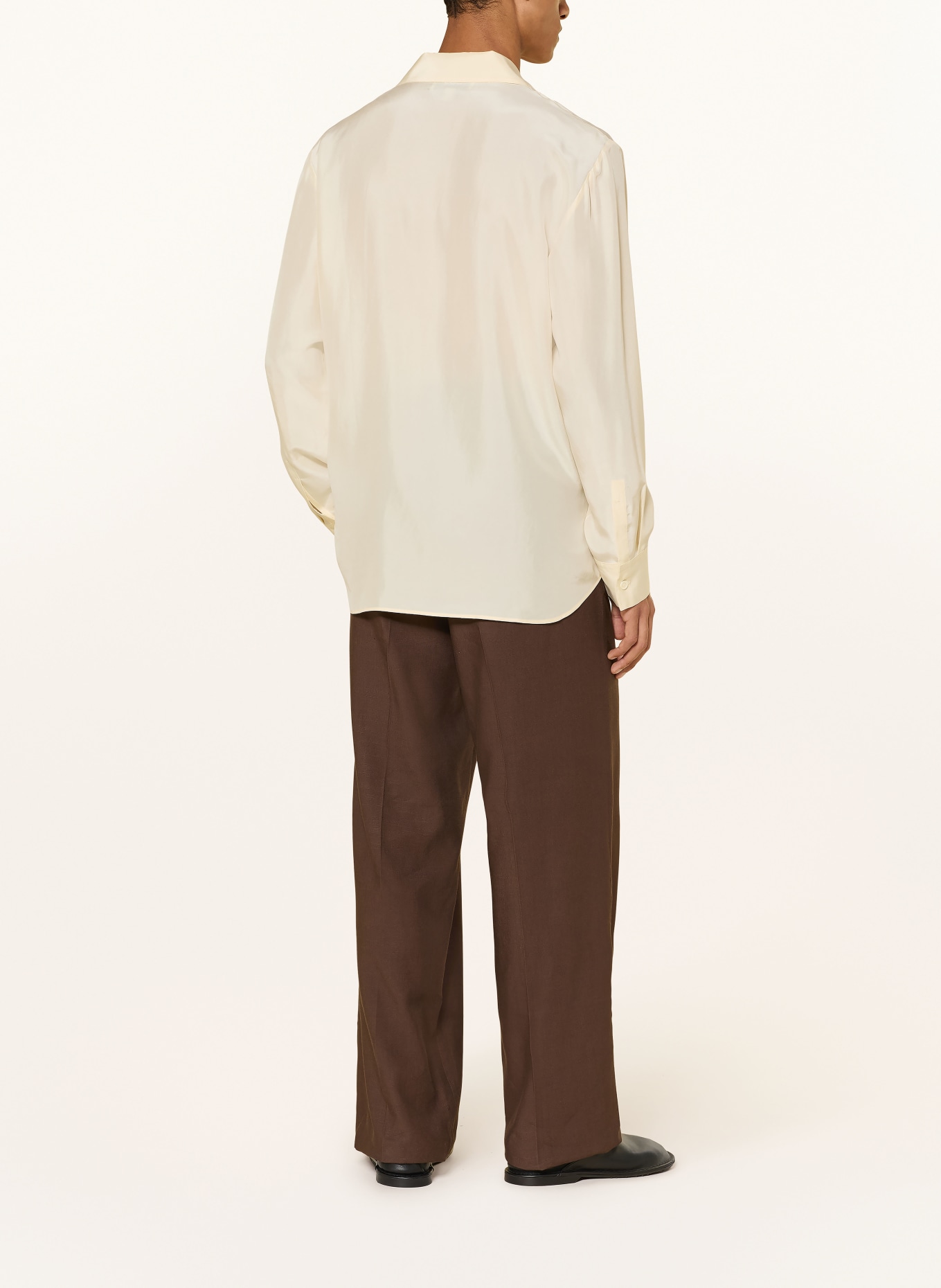 COS Pantalon coupe classique avec lin: MARRON FONCÉ