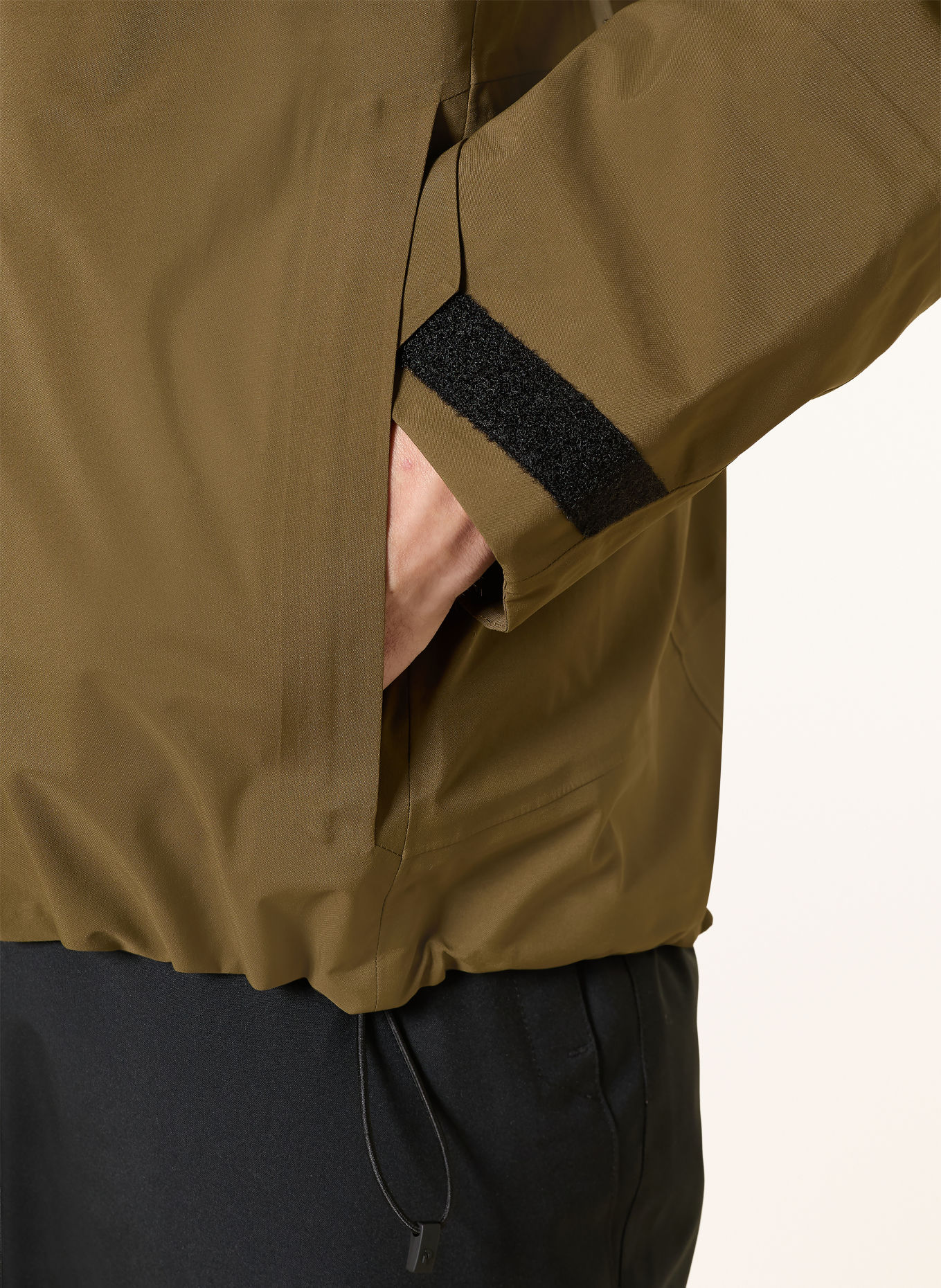 Peak Performance Hardshell bunda ALPINE GORE-TEX C-KNIT™: KHAKI
