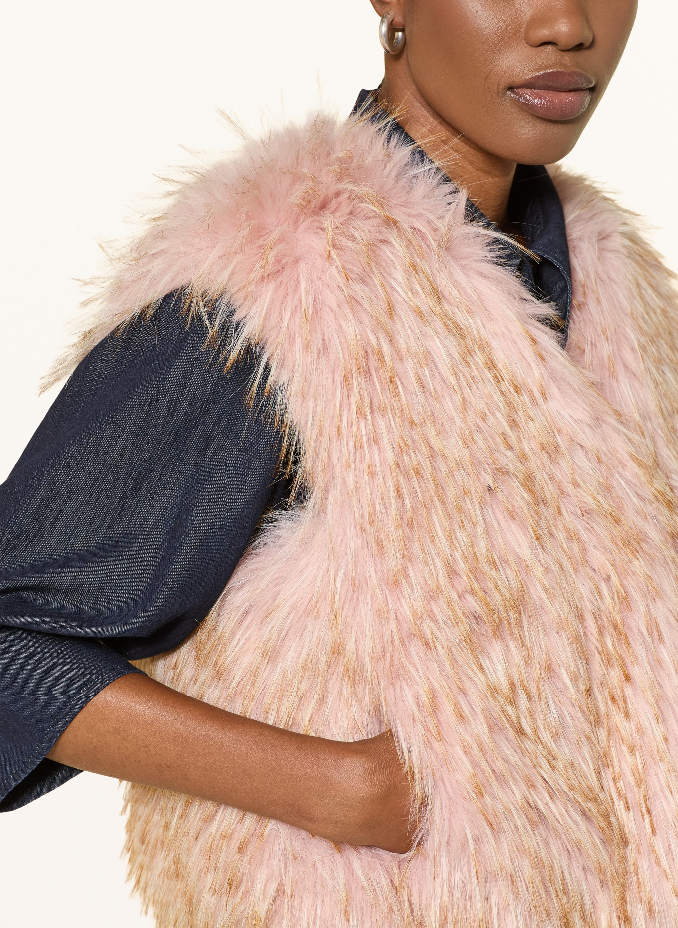 LUISA CERANO Faux fur vest: PINK / BEIGE