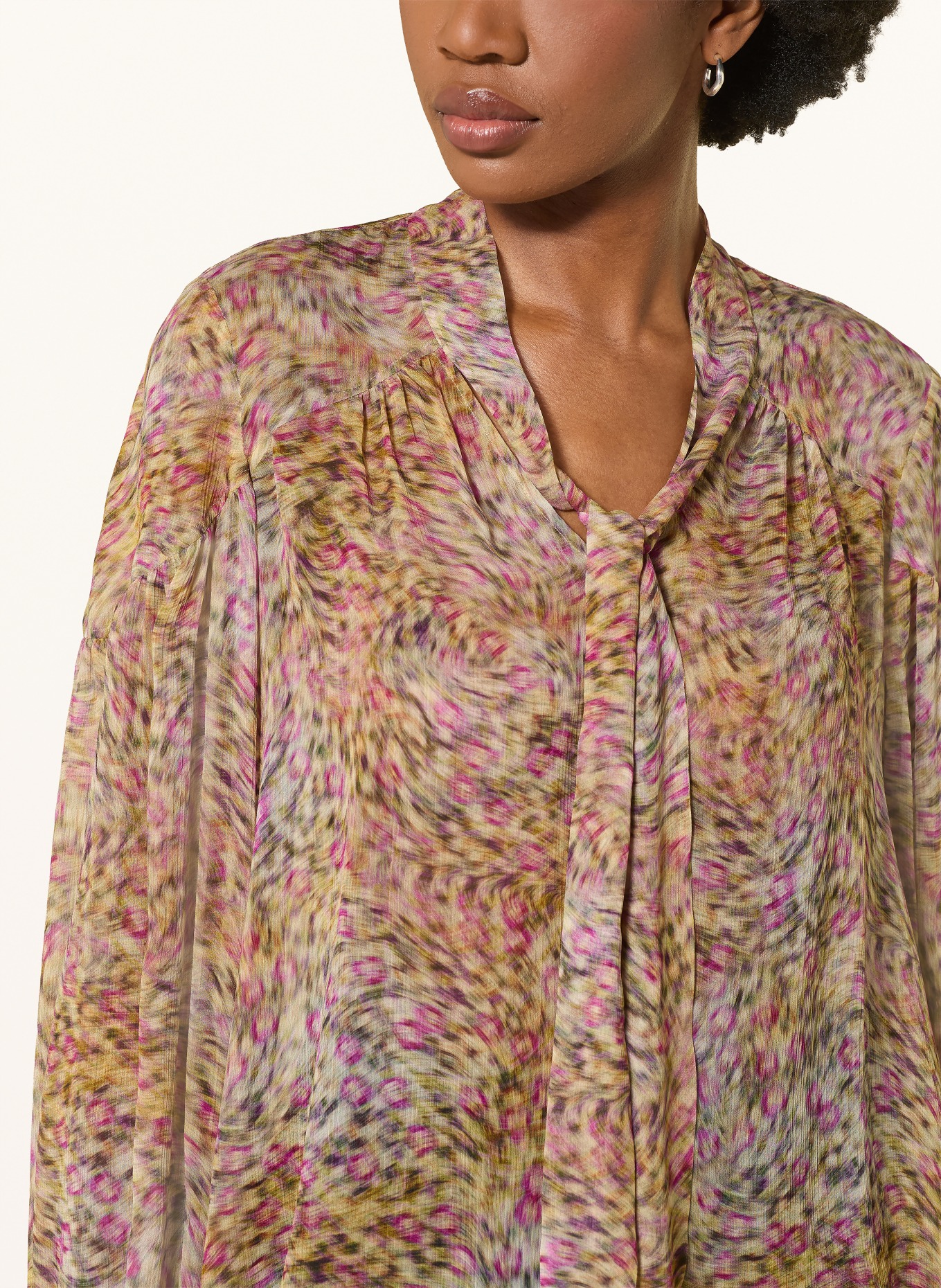 LUISA CERANO Bow-tie blouse: BEIGE / NEON PURPLE / BLACK