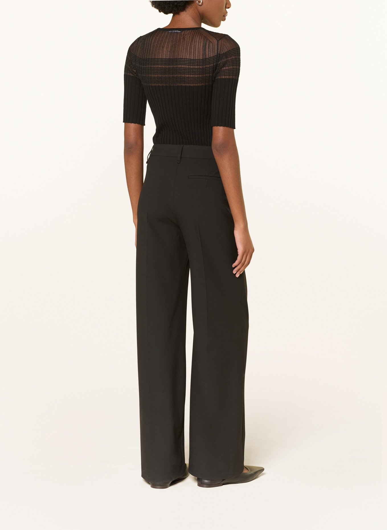 LUISA CERANO T-shirt: ZWART