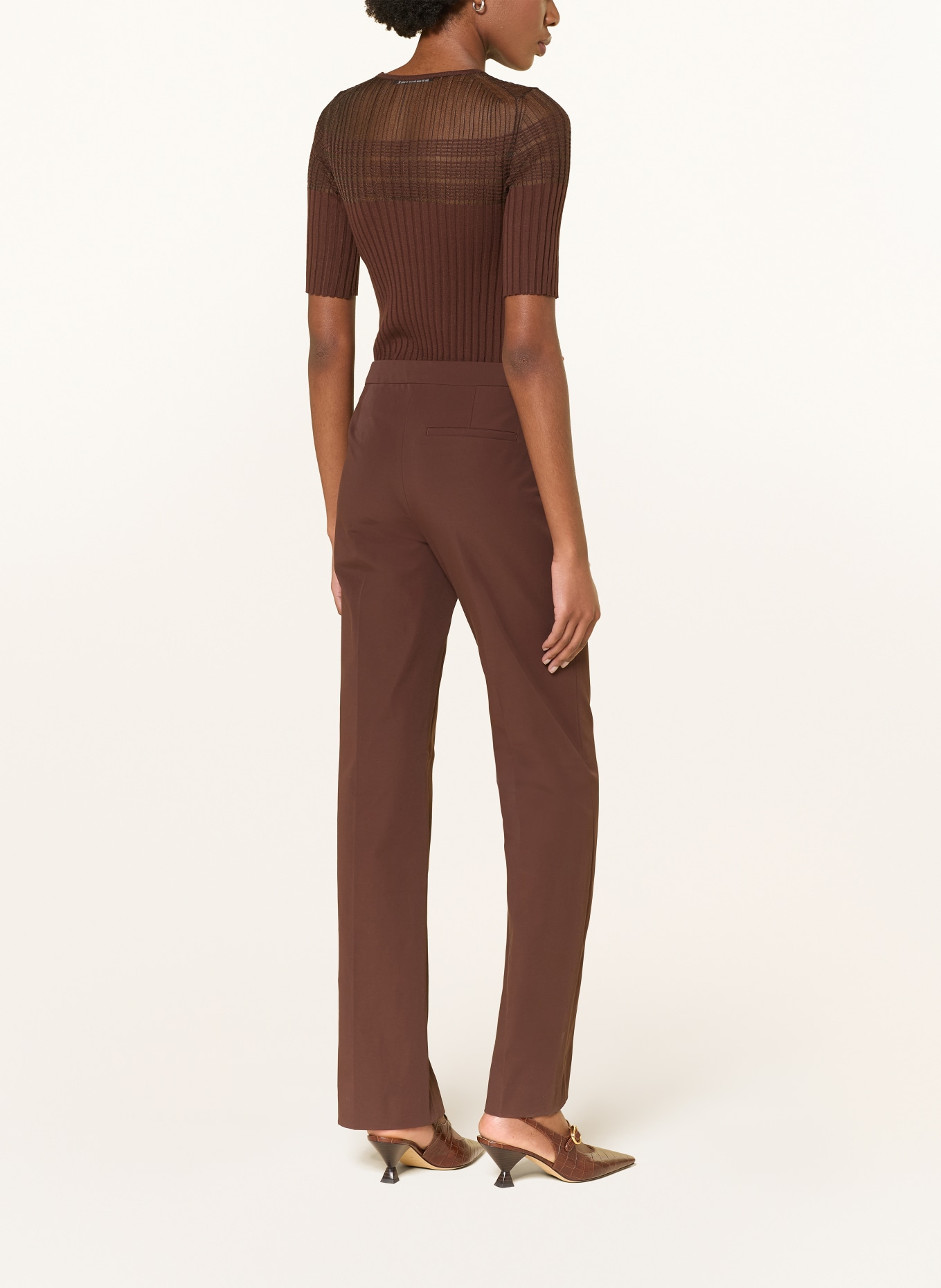 LUISA CERANO T-shirt: BRUIN / ZWART