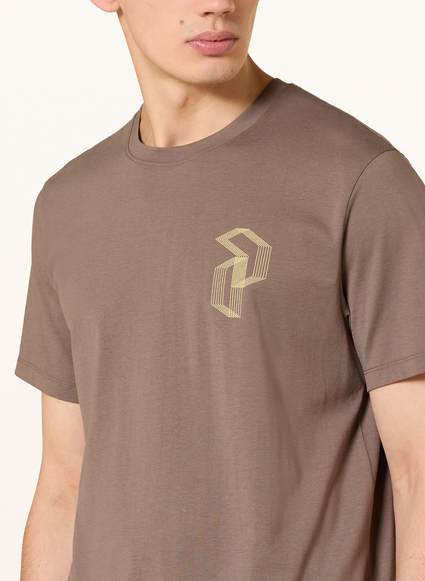 Peak Performance T-shirt: KAKI / LICHTGEEL