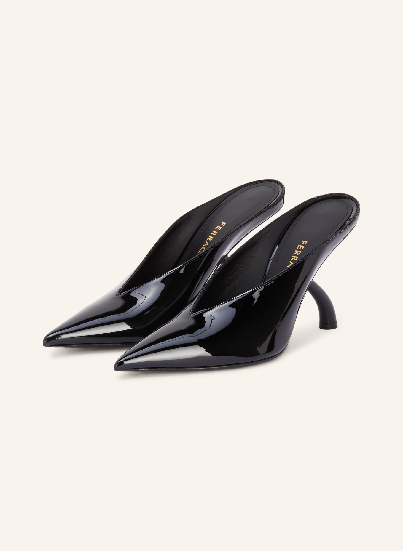 FERRAGAMO Lack-Mules ITACA: SCHWARZ