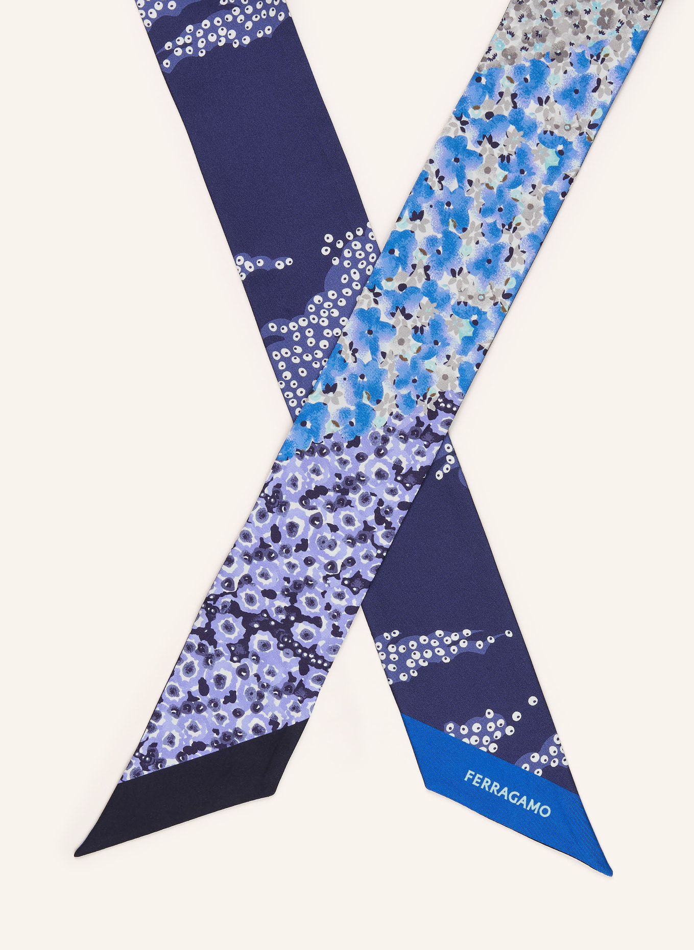FERRAGAMO Seidenschal: BLAU / CREME / DUNKELBLAU