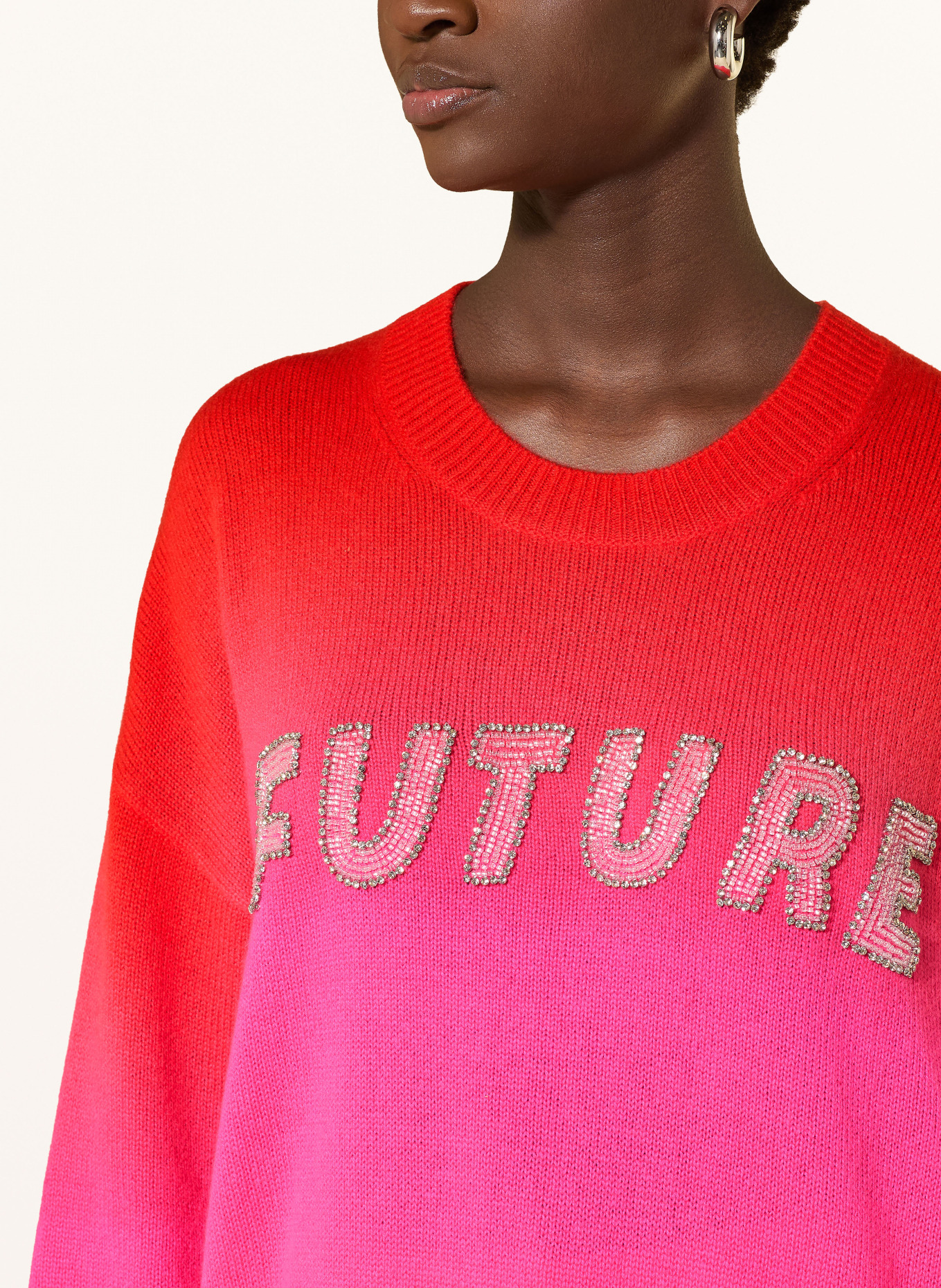FROM FUTURE Cashmere-Pullover mit Schmucksteinen: DUNKELORANGE / SILBER / NEONPINK