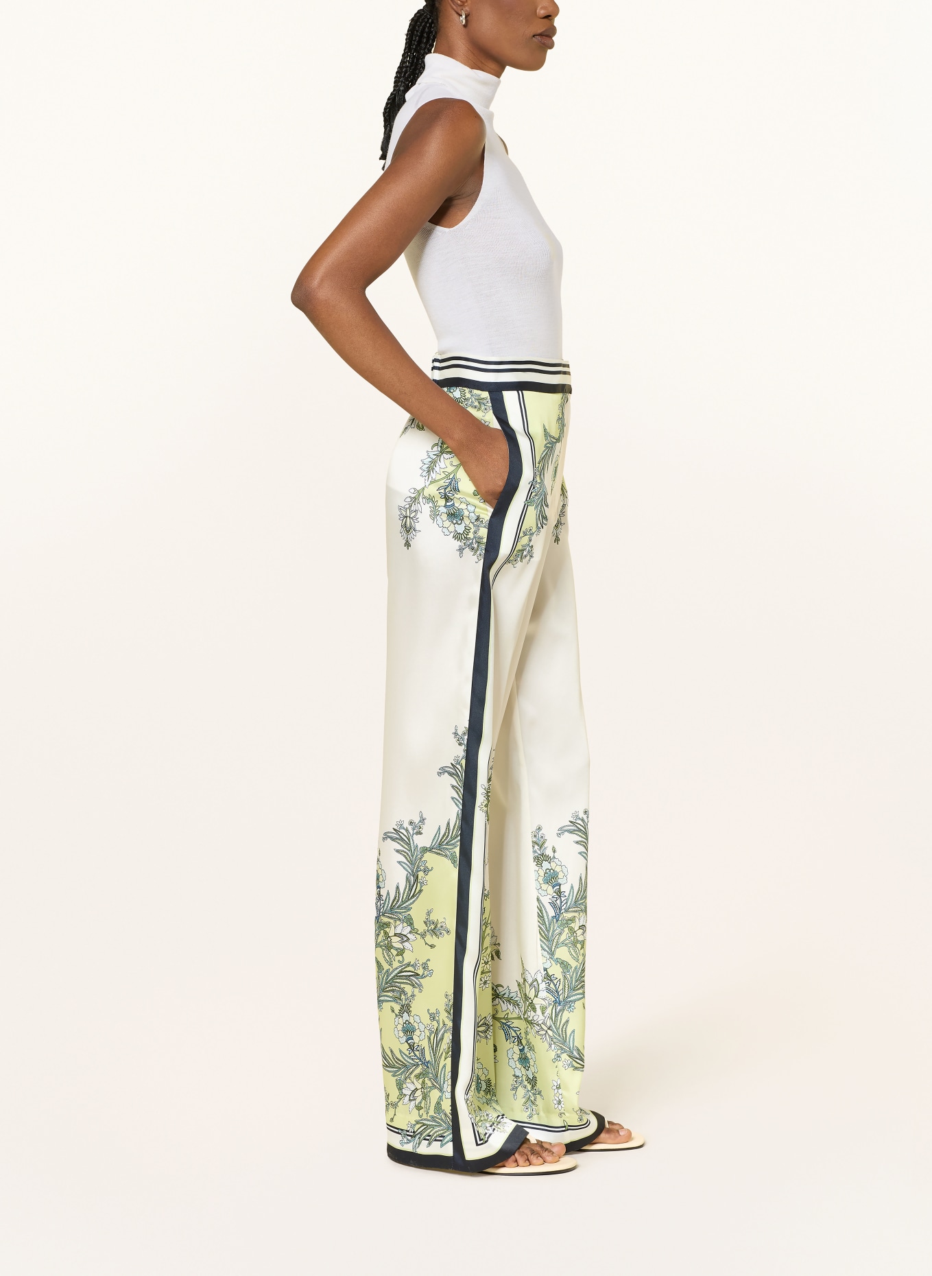 Veronica Beard GRIGORE Pants: LIGHT GREEN / CREAM / DARK BLUE