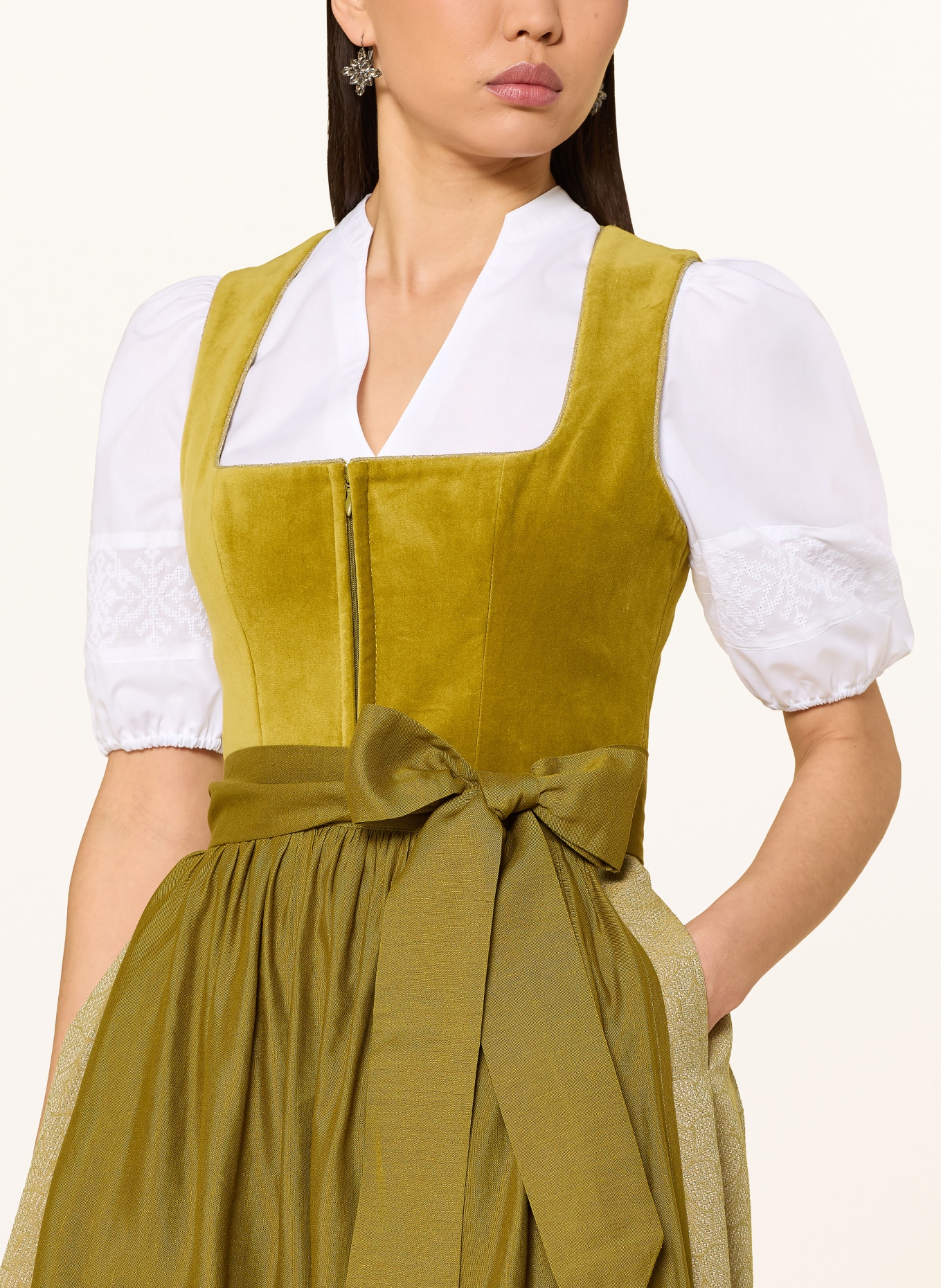 LIMBERRY Dirndl NAOMI im Materialmix: OLIV / KHAKI