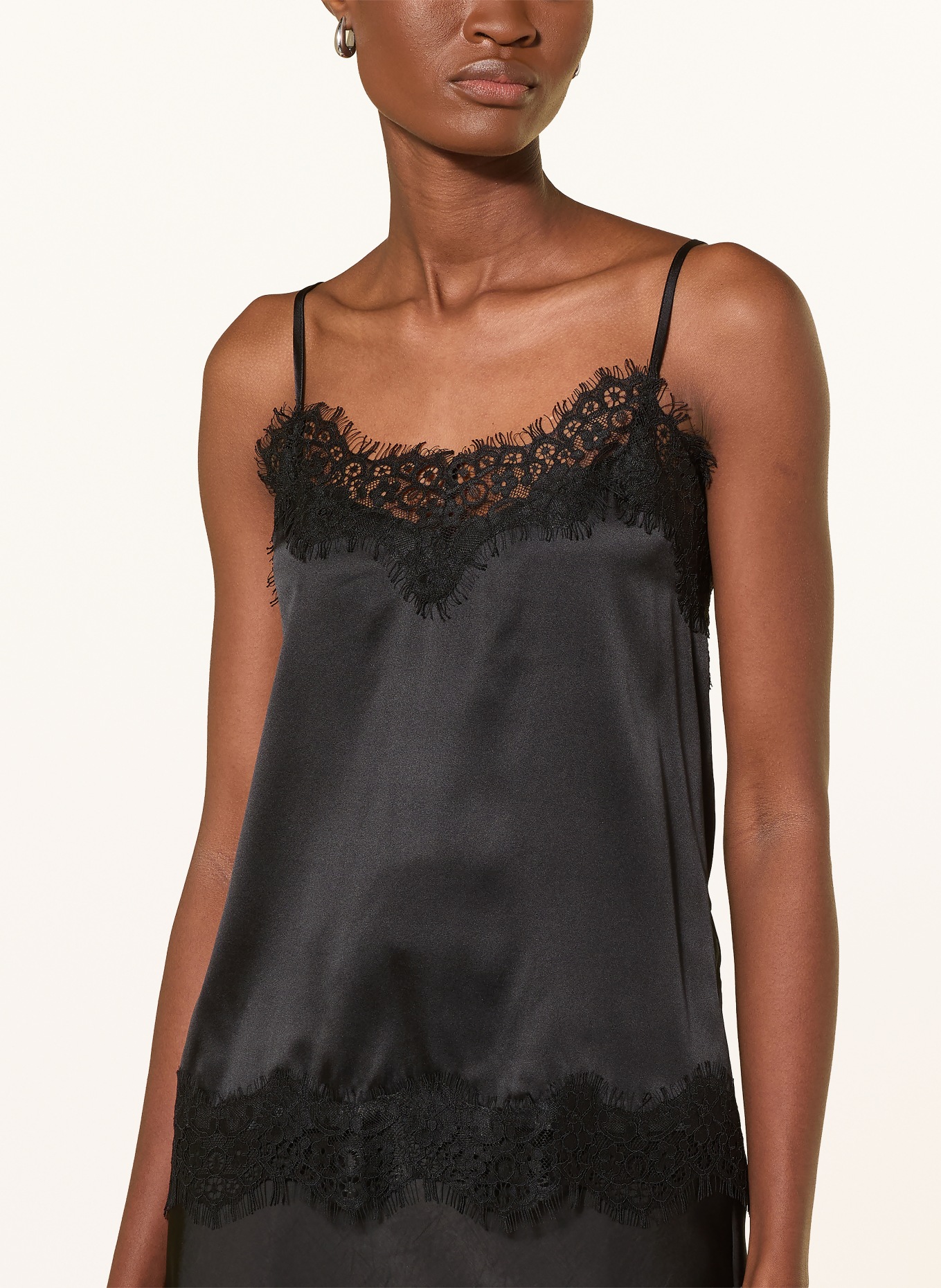 darling harbour Top en satin et dentelle: BLACK