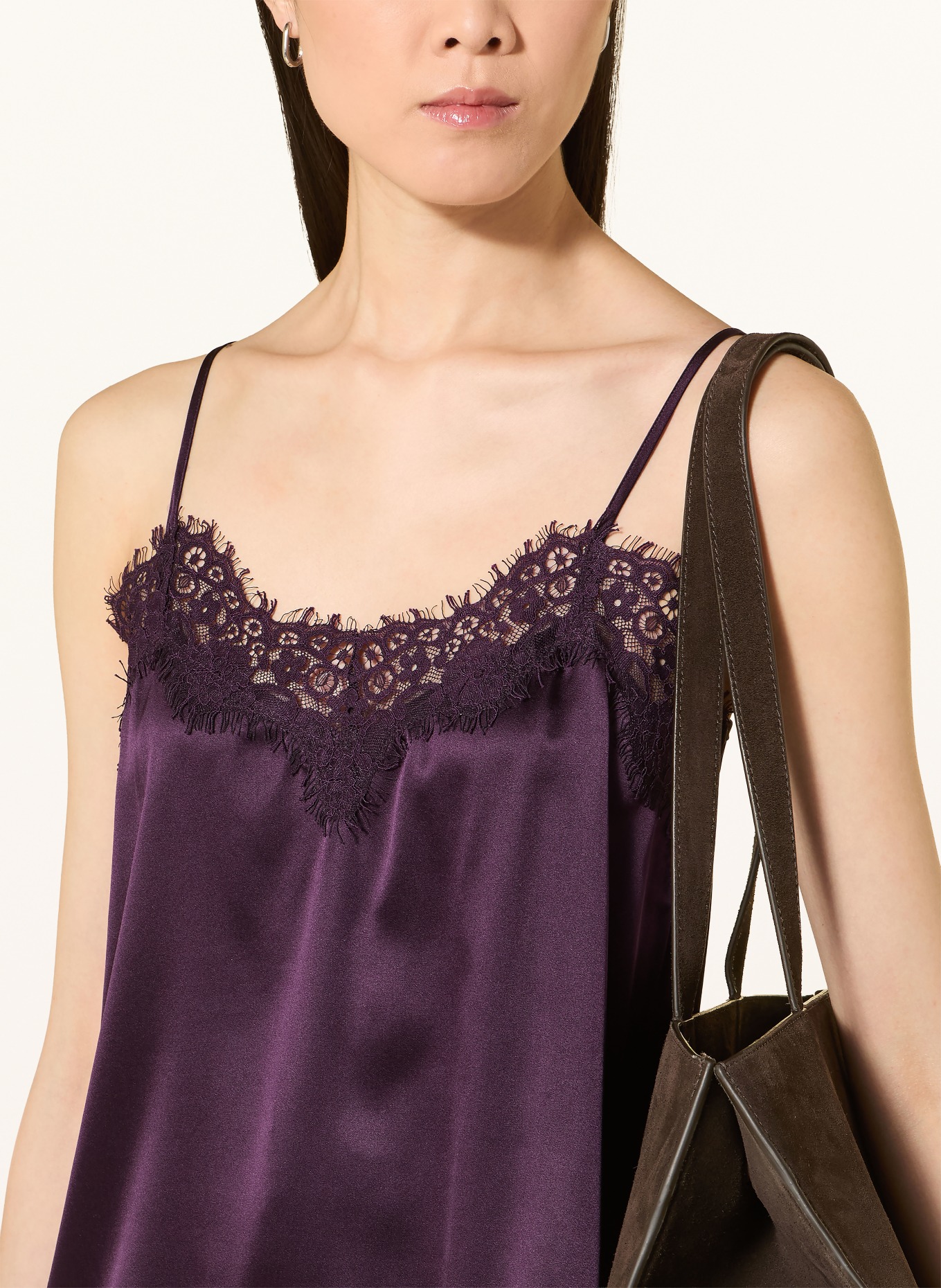 darling harbour Seidentop aus Satin mit Spitze: BLUEBERRY