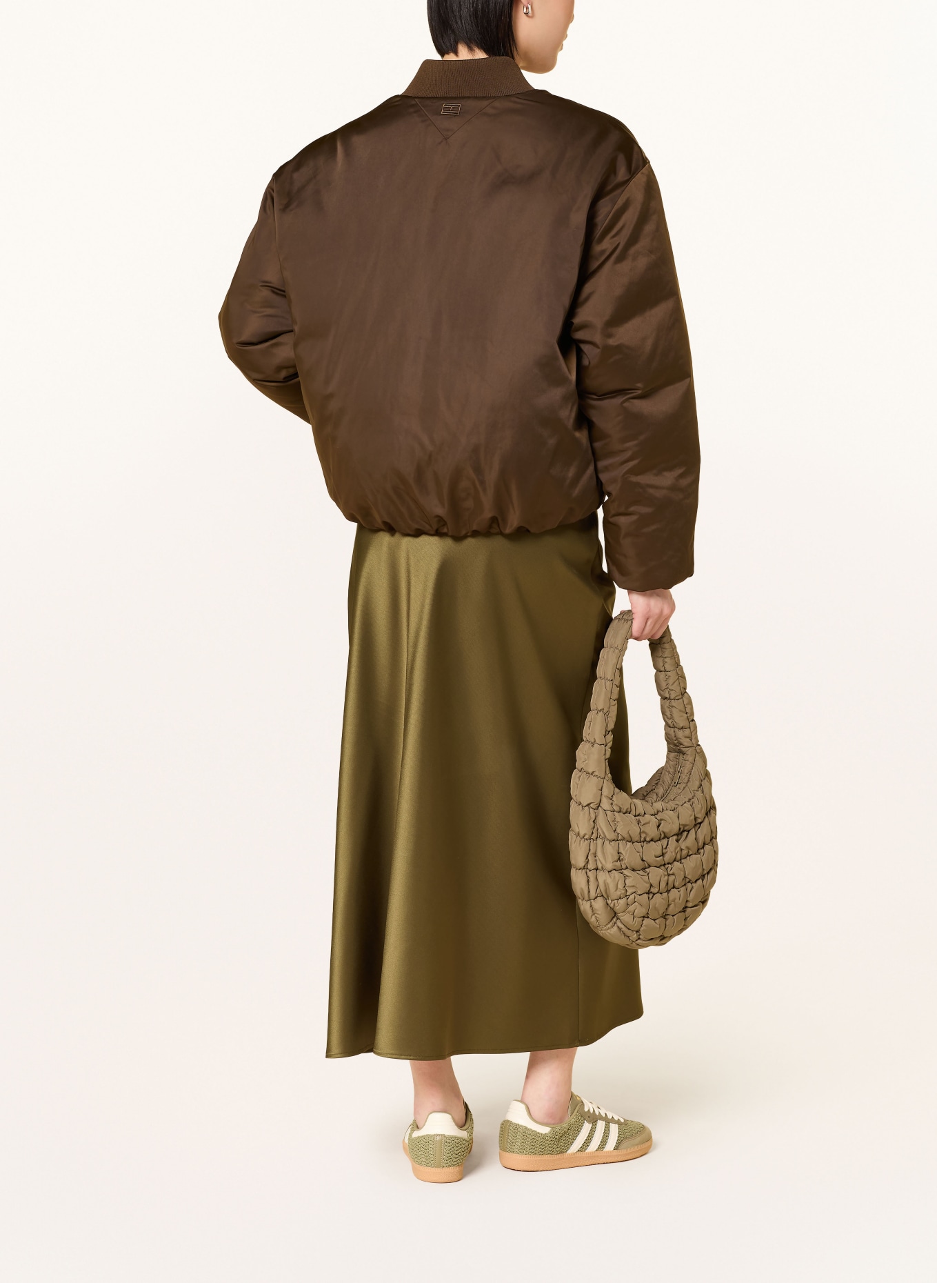 darling harbour Satinrock: OLIVE