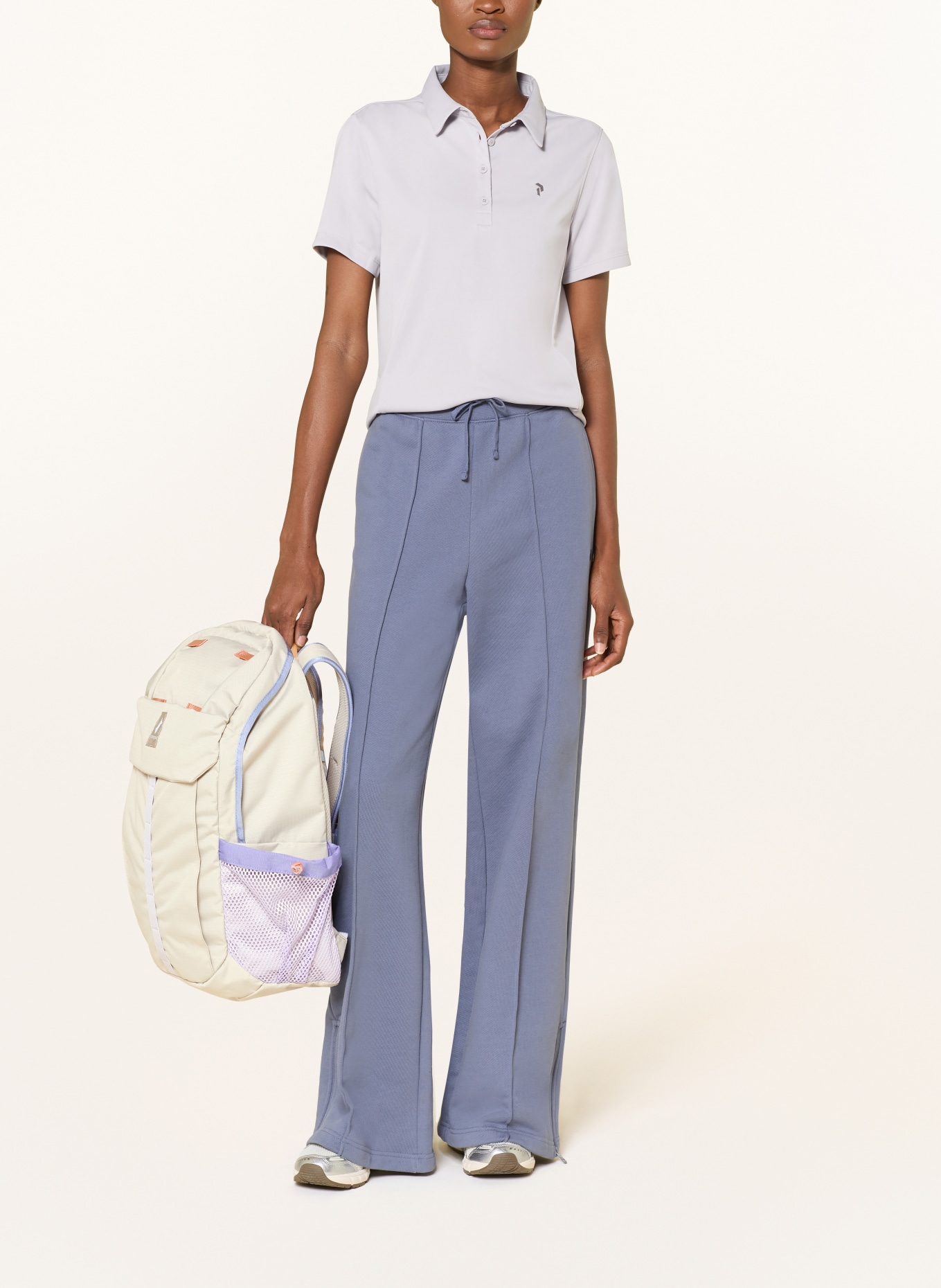 cotopaxi CLASE 28 L Backpack with Laptop Compartment: LIGHT GRAY / LIGHT PURPLE