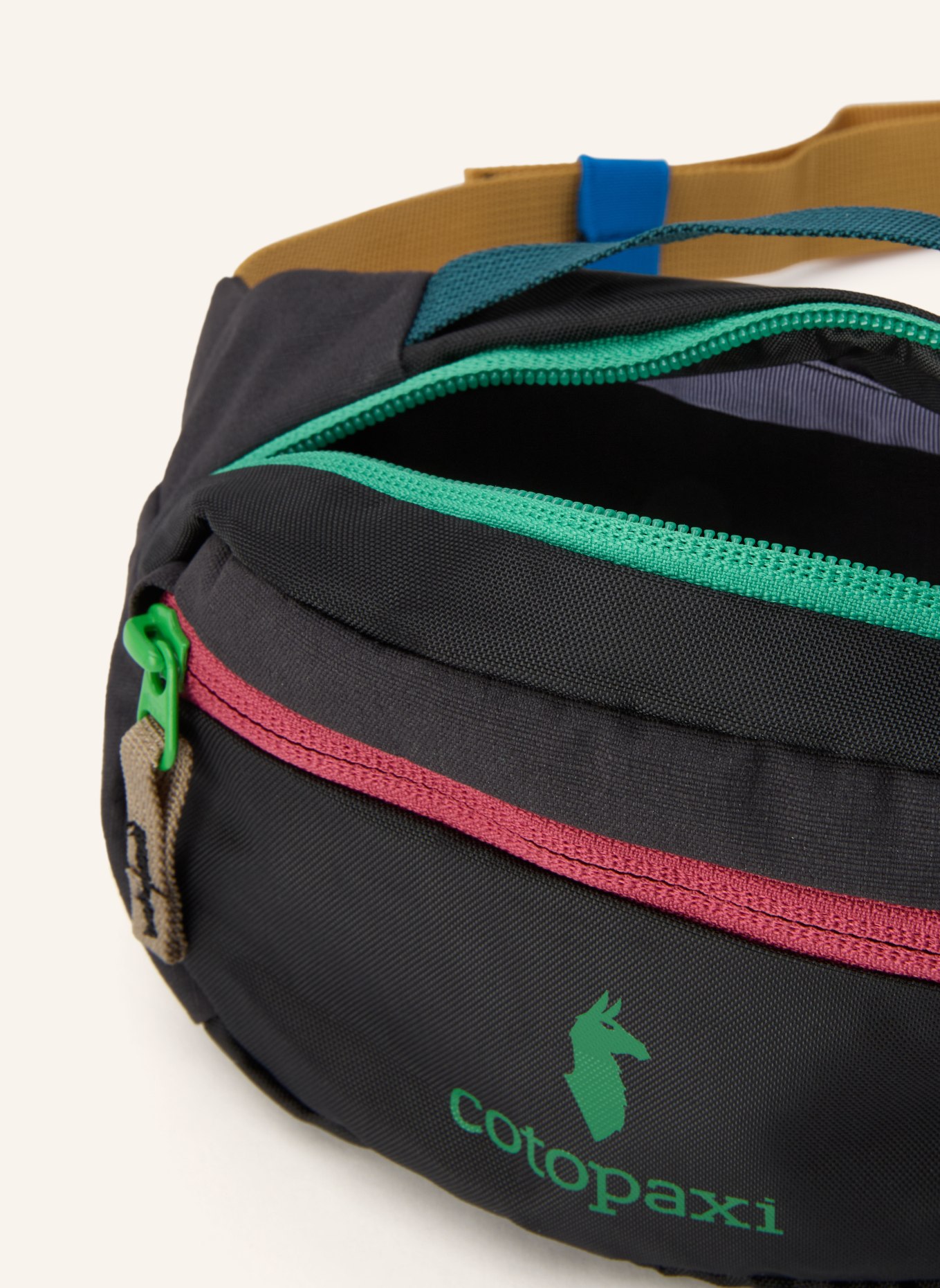cotopaxi Gürteltasche KAPAI 1.5l: SCHWARZ / ROT / GRÜN