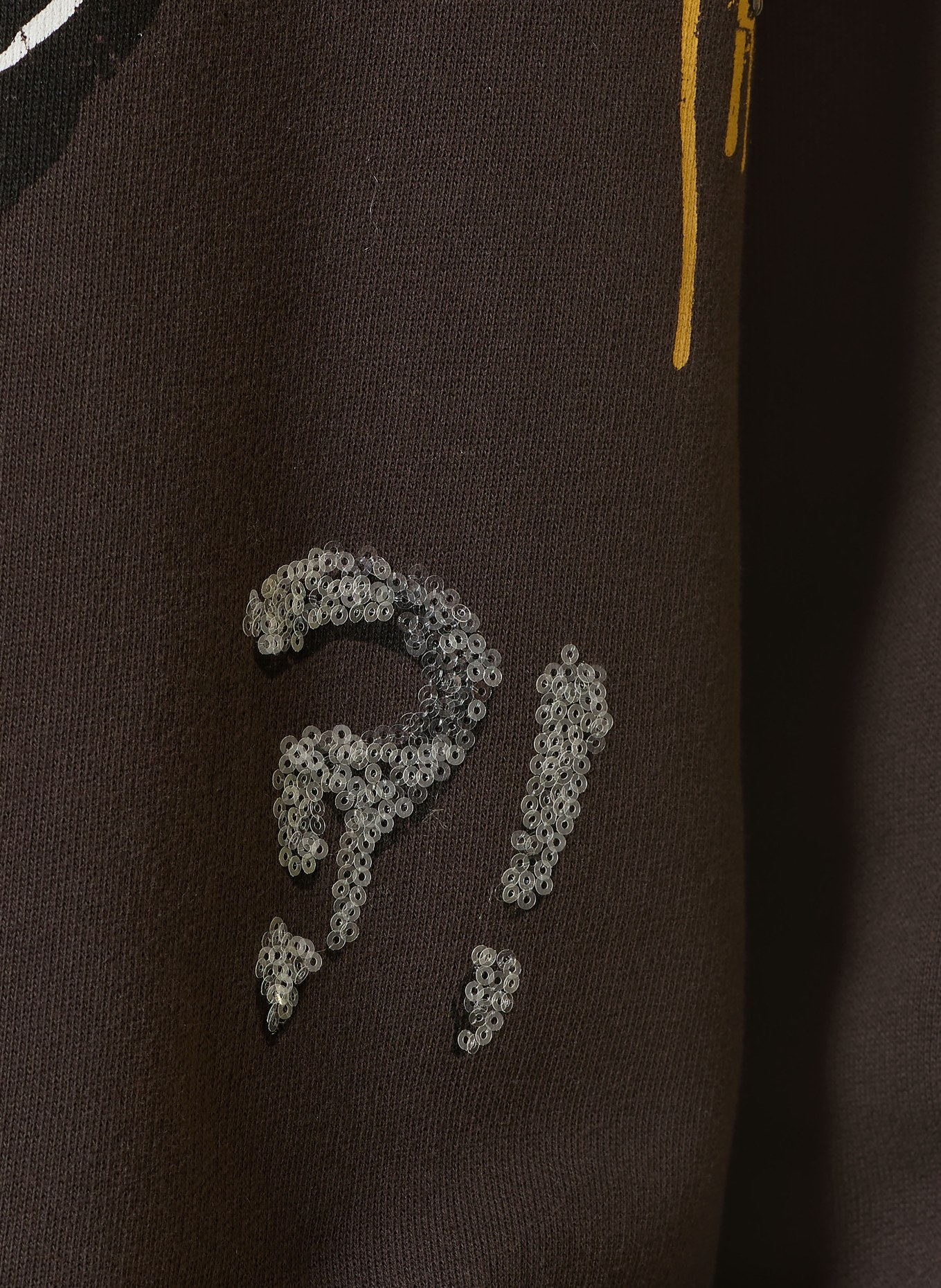 FrogBox Sweatshirt with sequins: DARK BROWN / WHITE