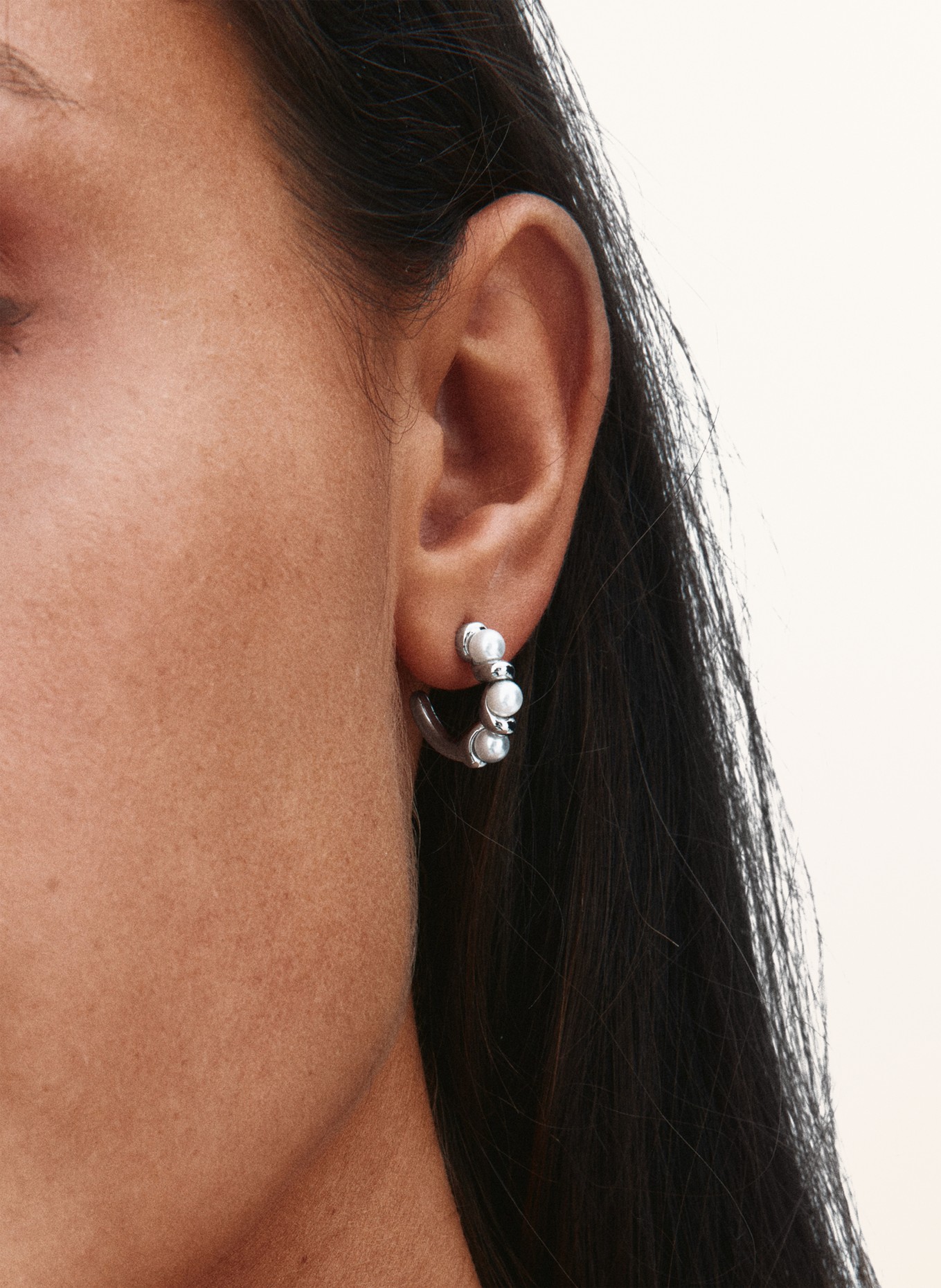 EDBLAD Kruhy MARGOT S: STŘÍBRNÁ / BÍLÁ